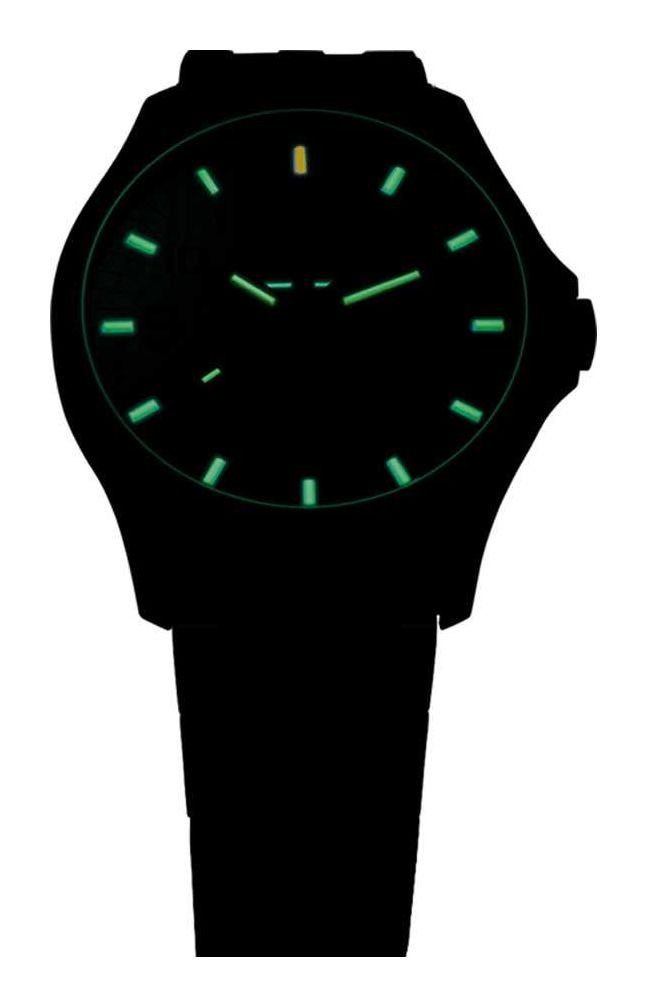 Traser Quarzuhr P67 Officer Pro GunMetal Black Herrenuhr 107868 Edelstahlband 42 mm, mit selbstleuchtendem trigalight®