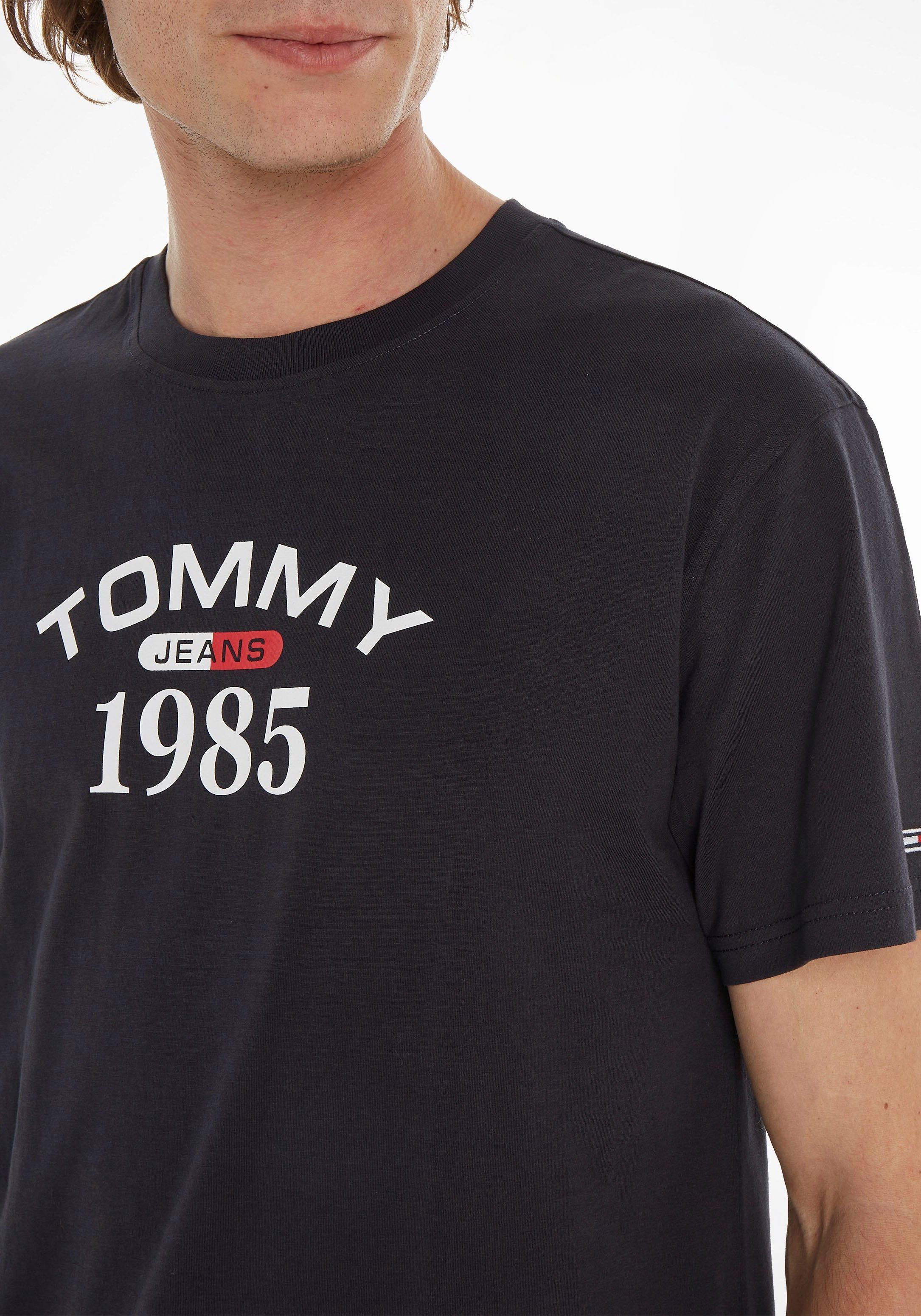 Tommy Jeans T-Shirt TJM Desert RWB CURVED Sky TEE 1985 CLSC