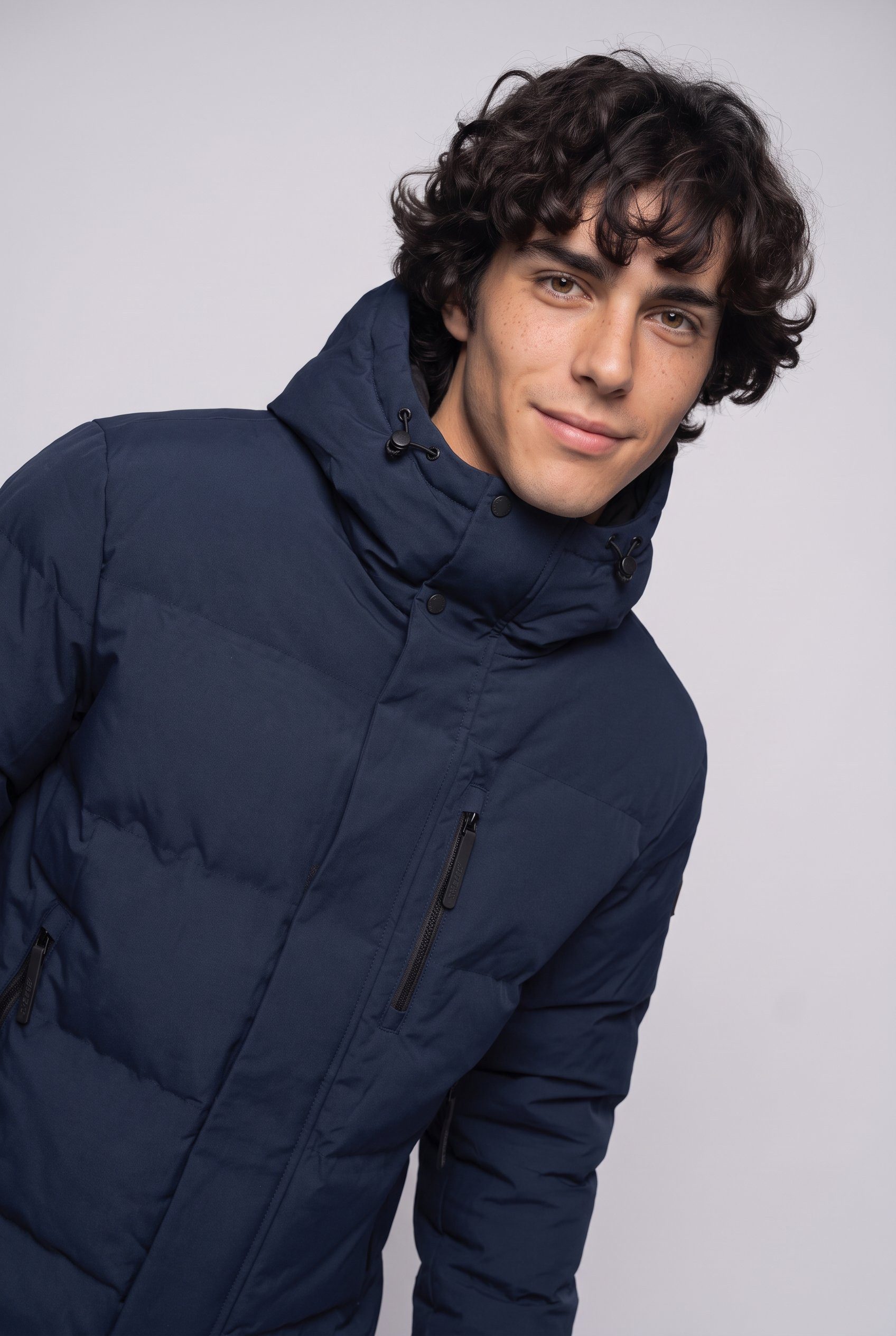 Jack & Jones Steppjacke JCOTRACE ALPHA PUFFER JACKET Kunstfaser, regular fit
