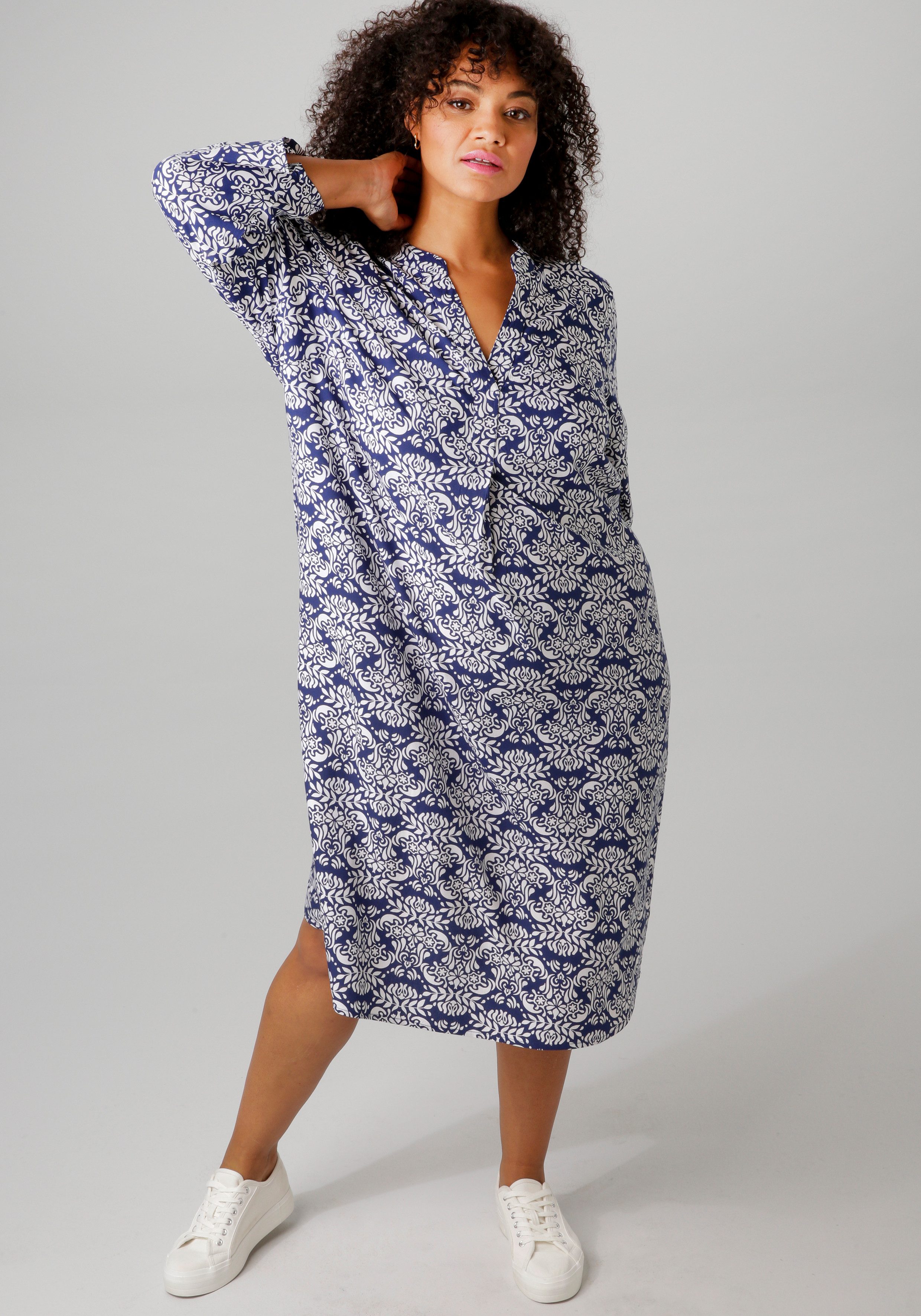 Aniston PLUS Sommerkleid mit farbharmonischem, graphischem günstig online kaufen