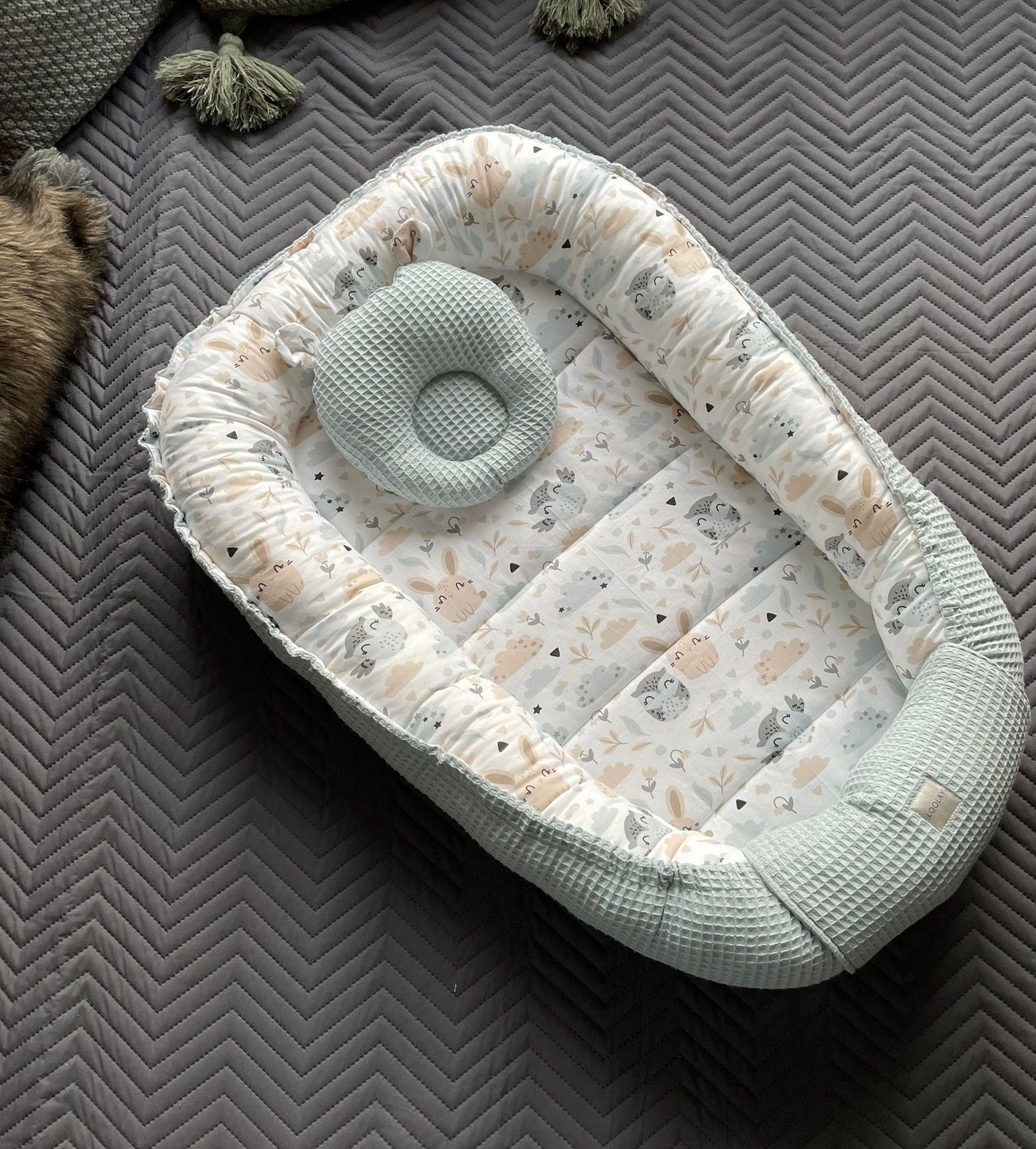 Loolay Bettnestchen Minze WAFFELPIQUE/ HASE Beige Weiß Babynest Babyausstat günstig online kaufen