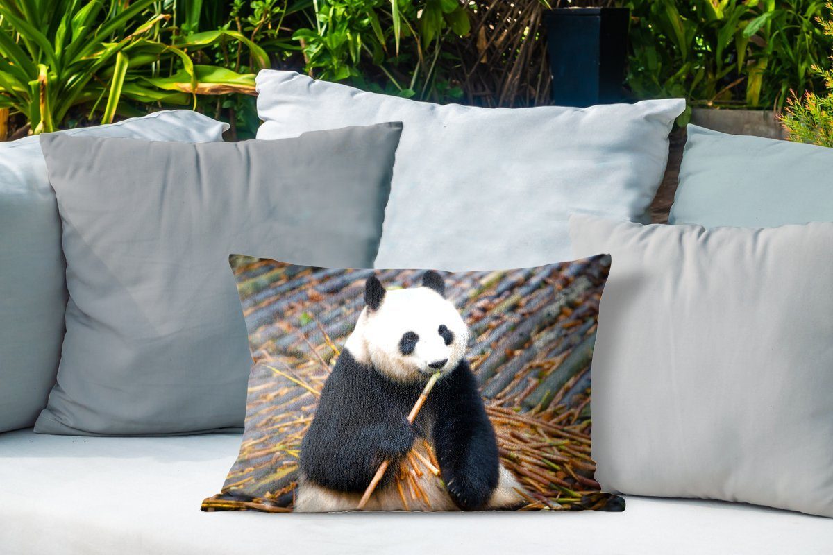 Outdoor-Dekorationskissen, - Kissenhülle Großer Dekokissen Panda MuchoWow Dekokissenbezug, Blätter, Bambus Polyester, -