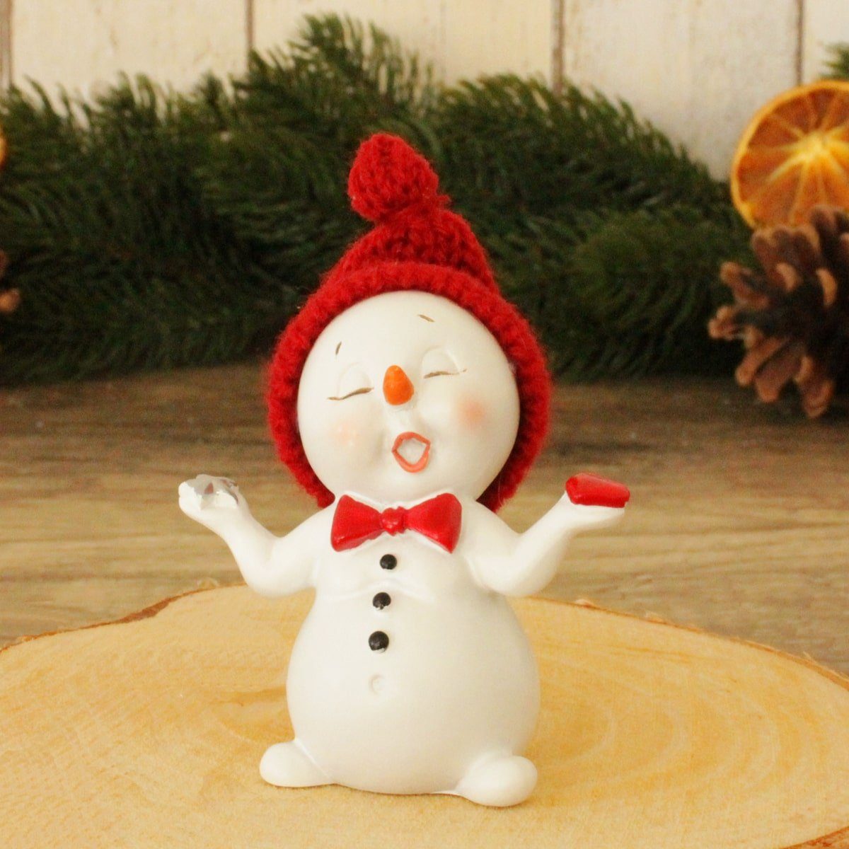 matches21 HOME & HOBBY Dekofigur Schneemann rote Mützen 4er Set 7 cm (4 St) – Bild 4 von 5