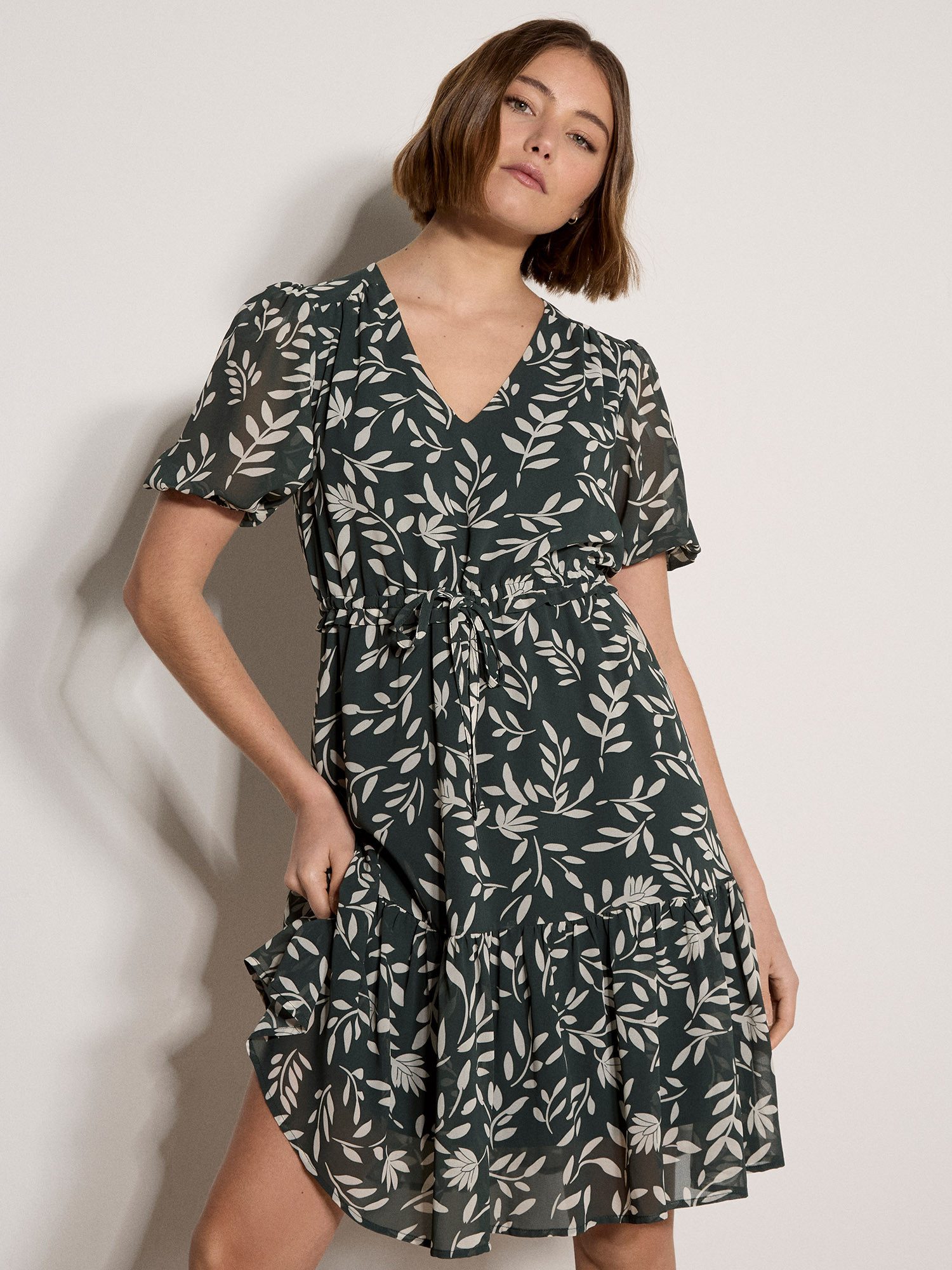 Apricot Minikleid Silhouette Leaf Mini-Kleid mit Kordelzug – Bild 2 von 4