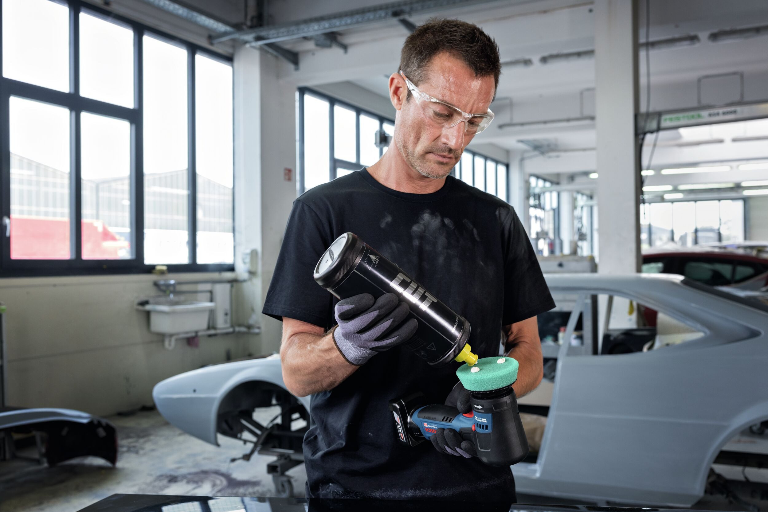 BOSCH Akku-Poliermaschine GPO 12V-77, 2200 max. U/min, Polierer Ohne Akku - im Karton