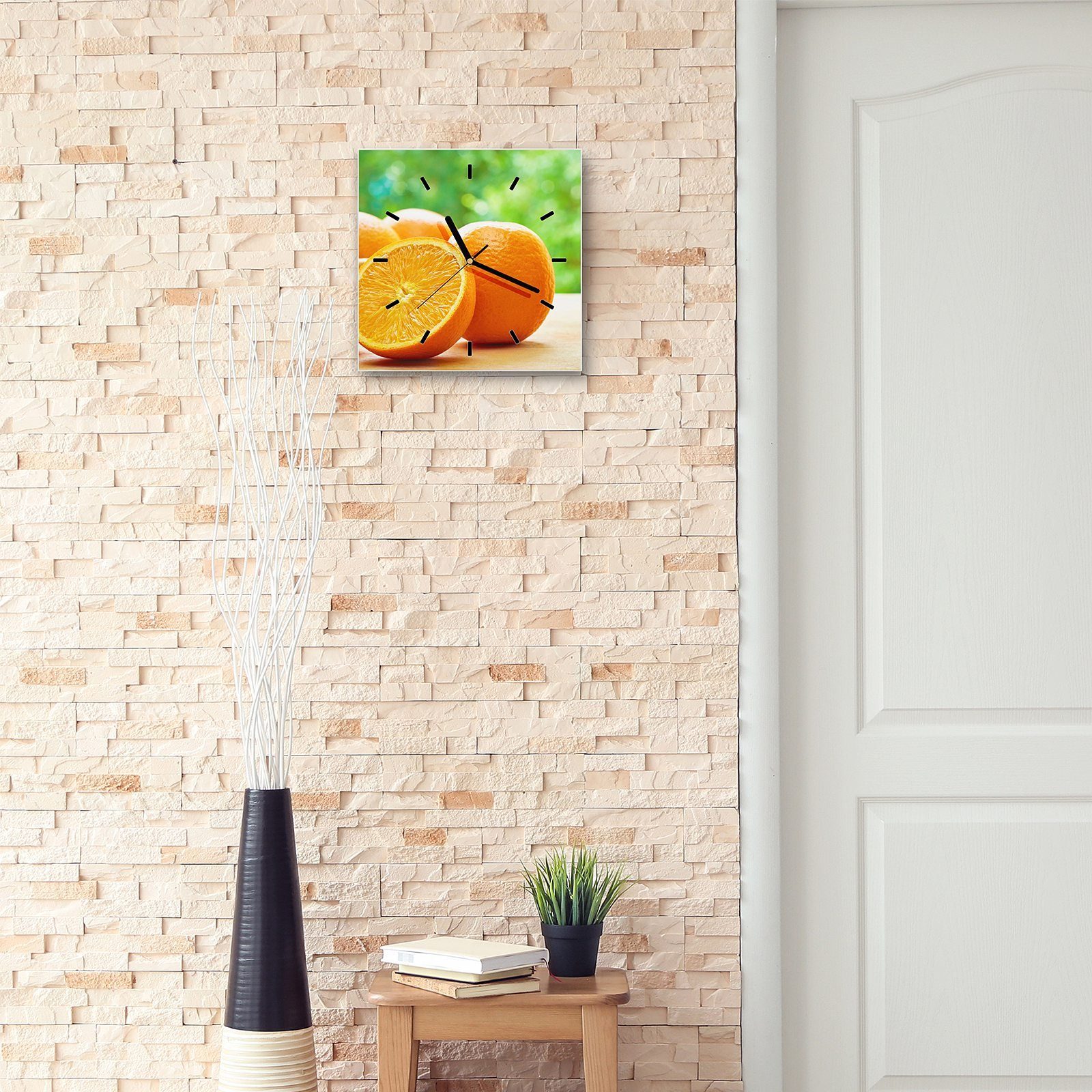 Primedeco Wanduhr Glasuhr 30 cm x Motiv mit Größe Orangen Wanduhr 30 auf Wandkunst Tisch