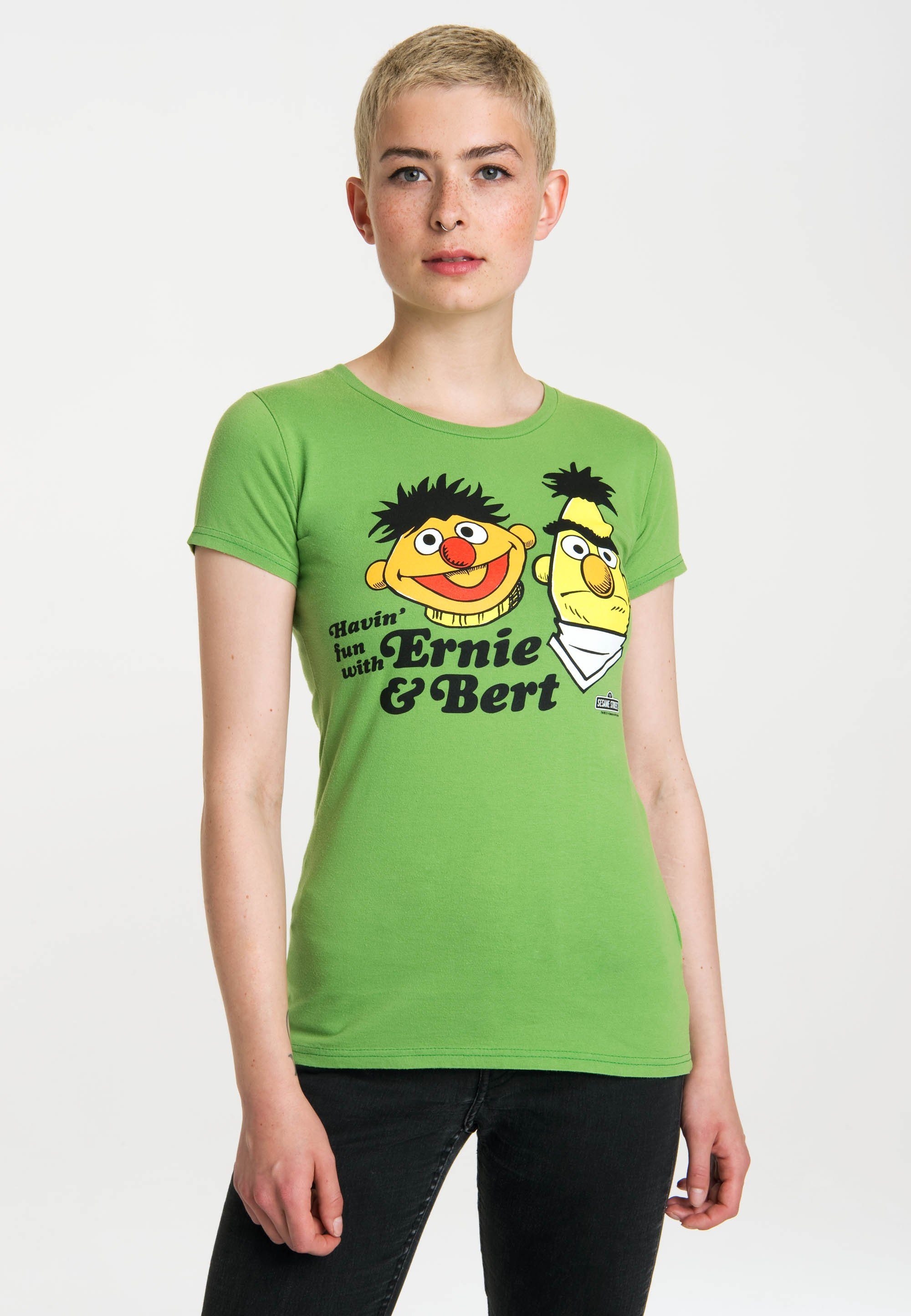 LOGOSHIRT T-Shirt Sesamstraße – Ernie & Bert mit lizenziertem Print, Dank  Einlaufvorbehandlung auch nach vielen Wäschen formstabi | T-Shirts