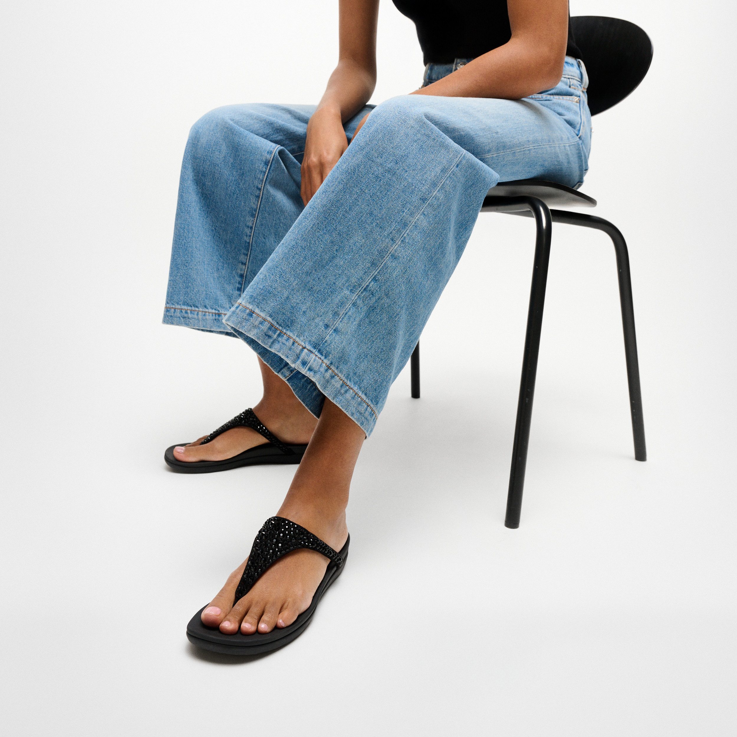 Fitflop SOLAY MIXED-CRYSTAL TOE-POST SANDALS Zehentrenner Dianette, Schlupfschuh, Sommerschuh mit edlem Glitter