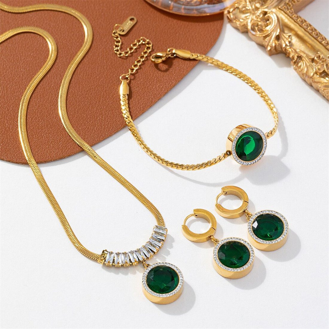 UNDOE Schmuckset Schmuckset,Gold Halskette Ohrring Anhänger Grün Smaragd Optik