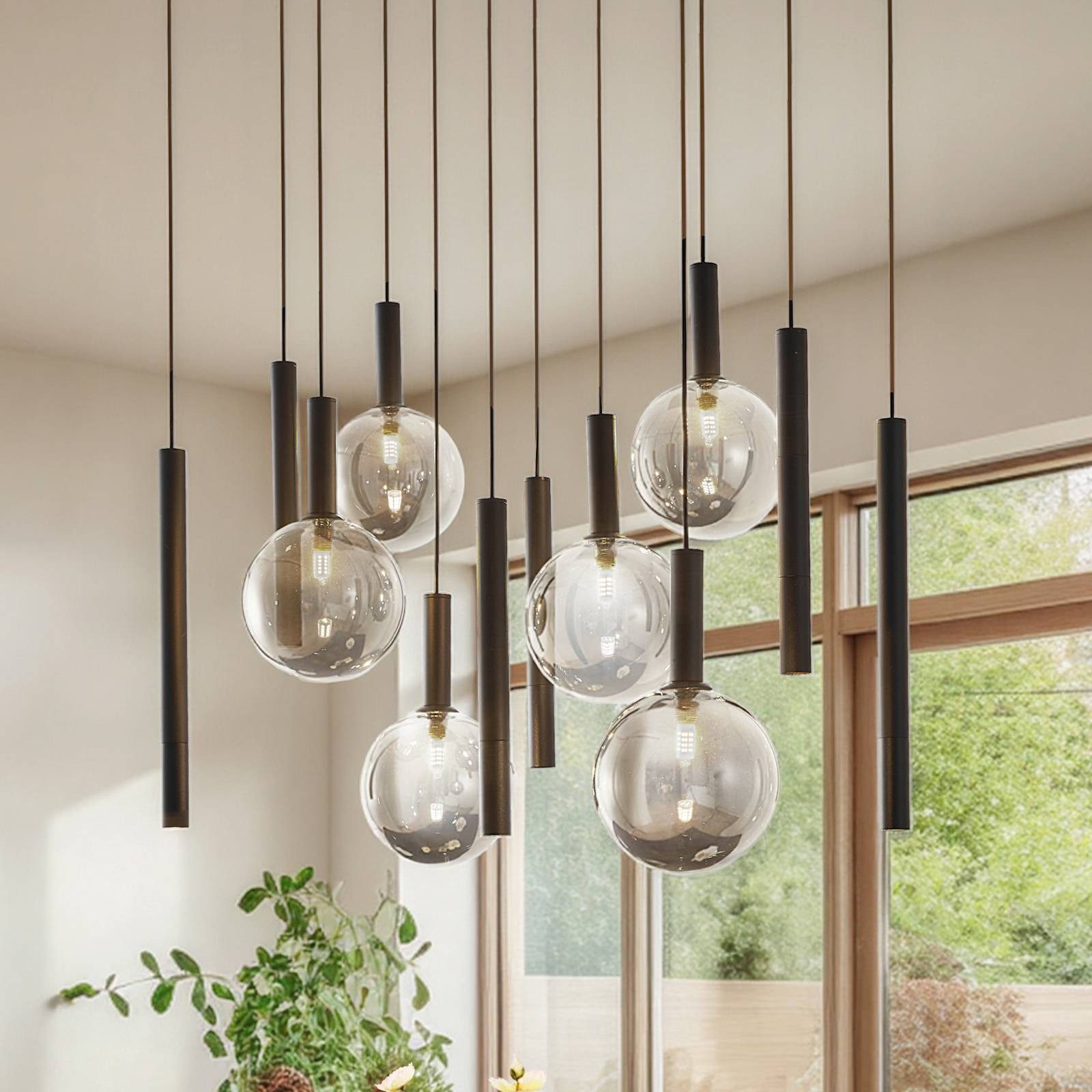 Lucande Hängeleuchte Lumavia, Glas Schwarz IP20, 12 x 8 W LED