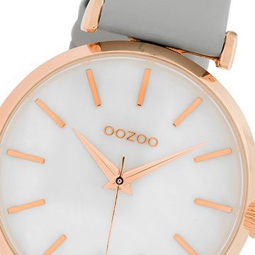 OOZOO Quarzuhr Oozoo Damen Armbanduhr, (Analoguhr), Damenuhr rund, groß (ca. 40mm), Lederarmband hellgrau, Fashion