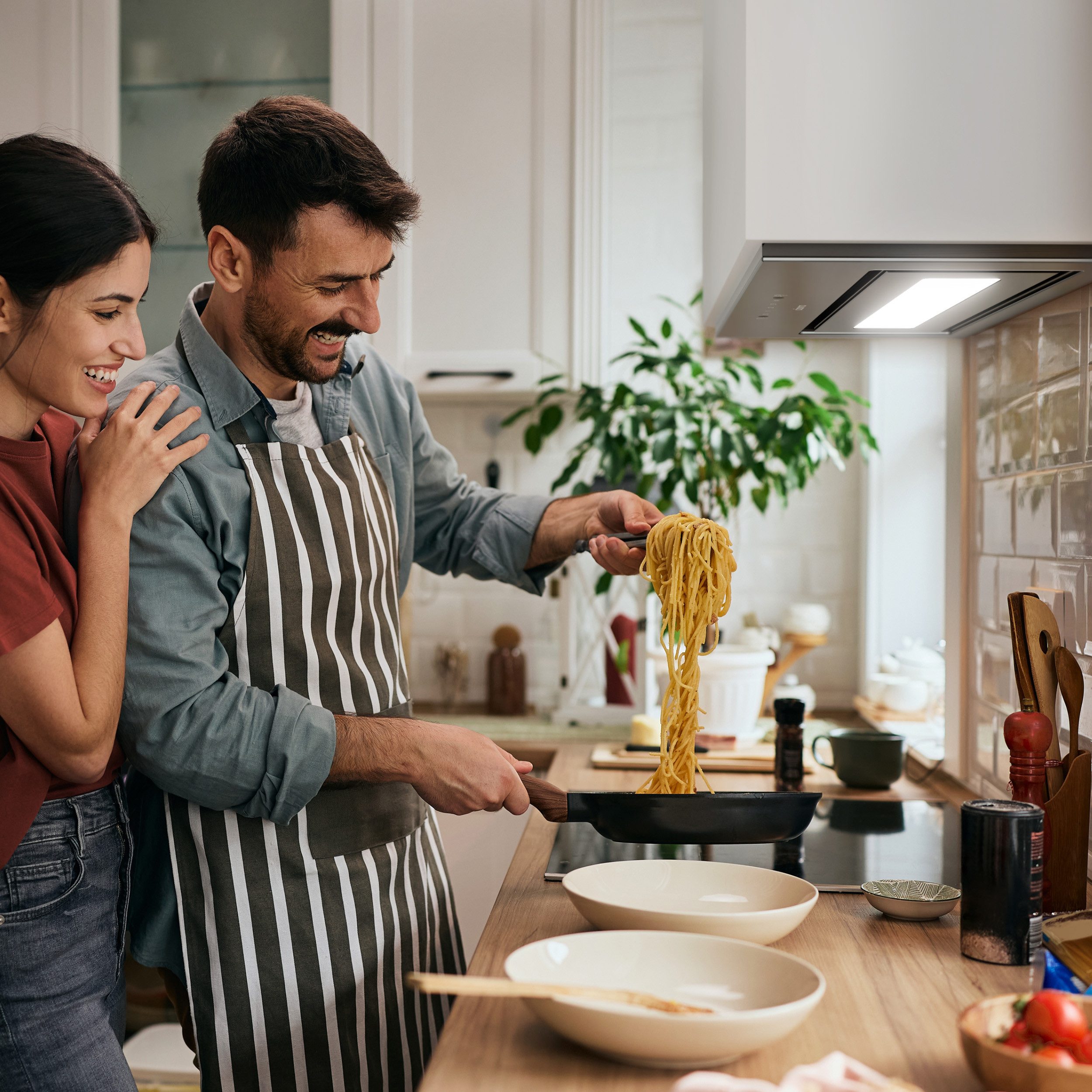 CIARRA Unterbauhaube 52 cm Einbauhaube 460 m³/h Abluft & Umluft leise A 3 Stufen VM5931B 52 cm Einbauhaube 460 m³/h Abluft & Umluft leise A 3 Stufen VM5931B, Touch & Wave Control Einbau-Dunstabzugshaube für Küchenschrank LED