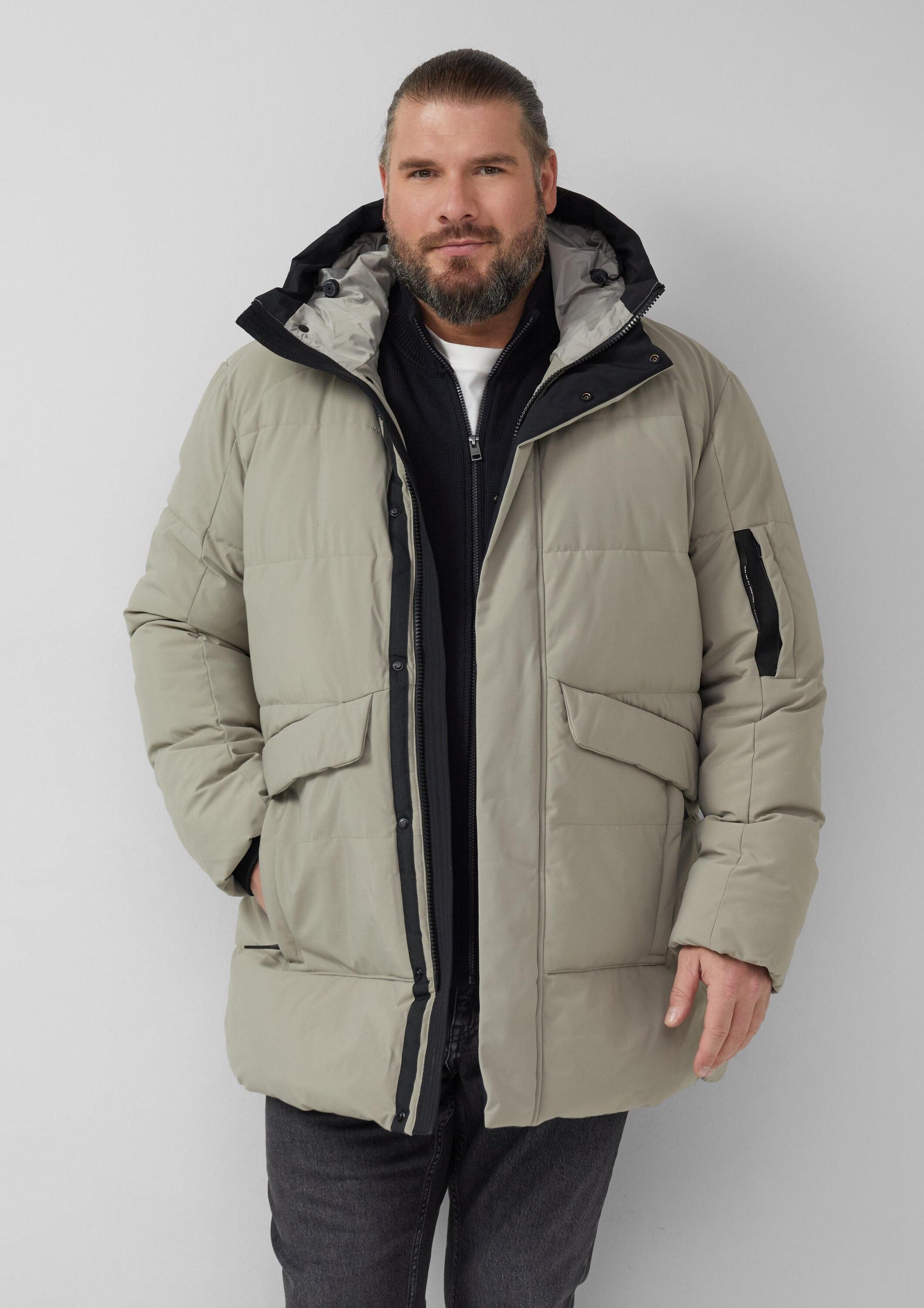 s.Oliver Winterjacke Outdoor-Jacke Wasserabweisender Puffer-Parka mit Kapuze und sportiven Details