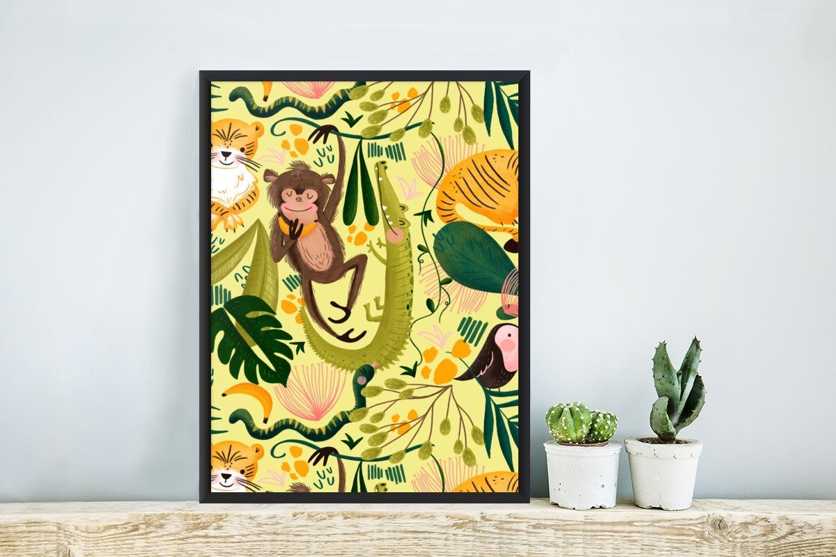 MuchoWow Poster Dschungel - Pflanzen Schwarzem - (1 Bilderrahmen Wandposter, St), Wanddeko, Poster, - Bilder, Gelb, Tiere Gerahmtes