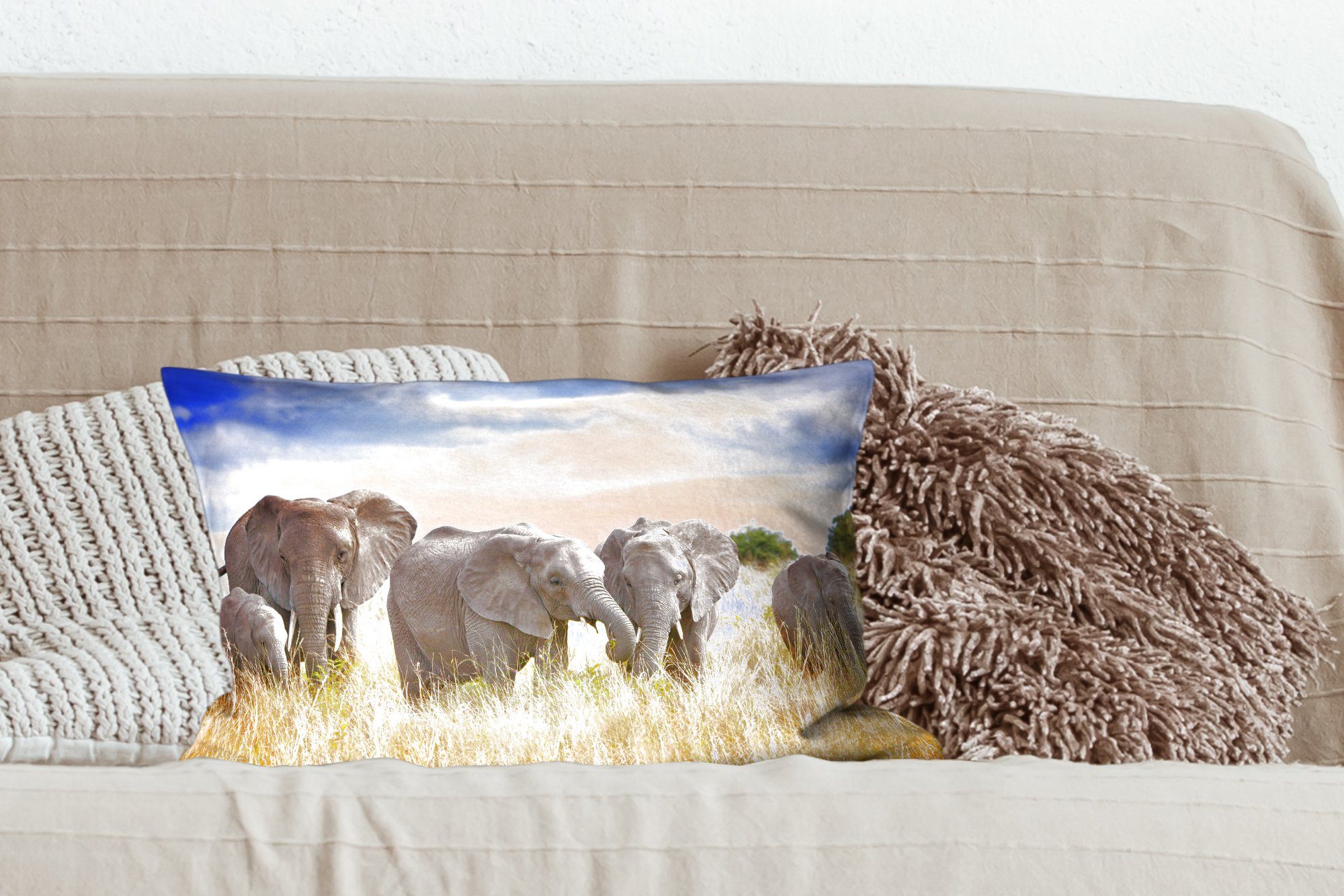Dekoration, Safari, mit Zierkissen, - Elefanten Dekokissen Füllung, Familie MuchoWow - Dekokissen Schlafzimmer Wohzimmer
