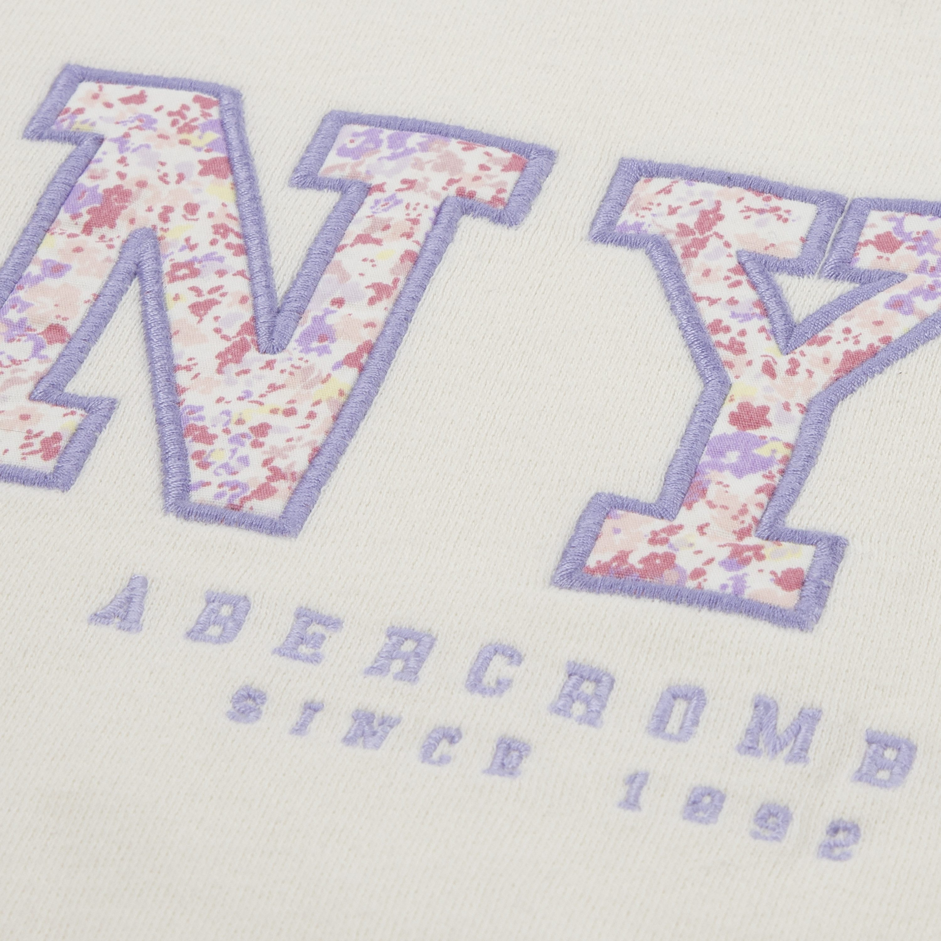 Abercrombie Kids Sweatshirt AFG NYC FLORAL SWEATSHIRT mit floralem Print und Stickerei, for Girls – Bild 4 von 4