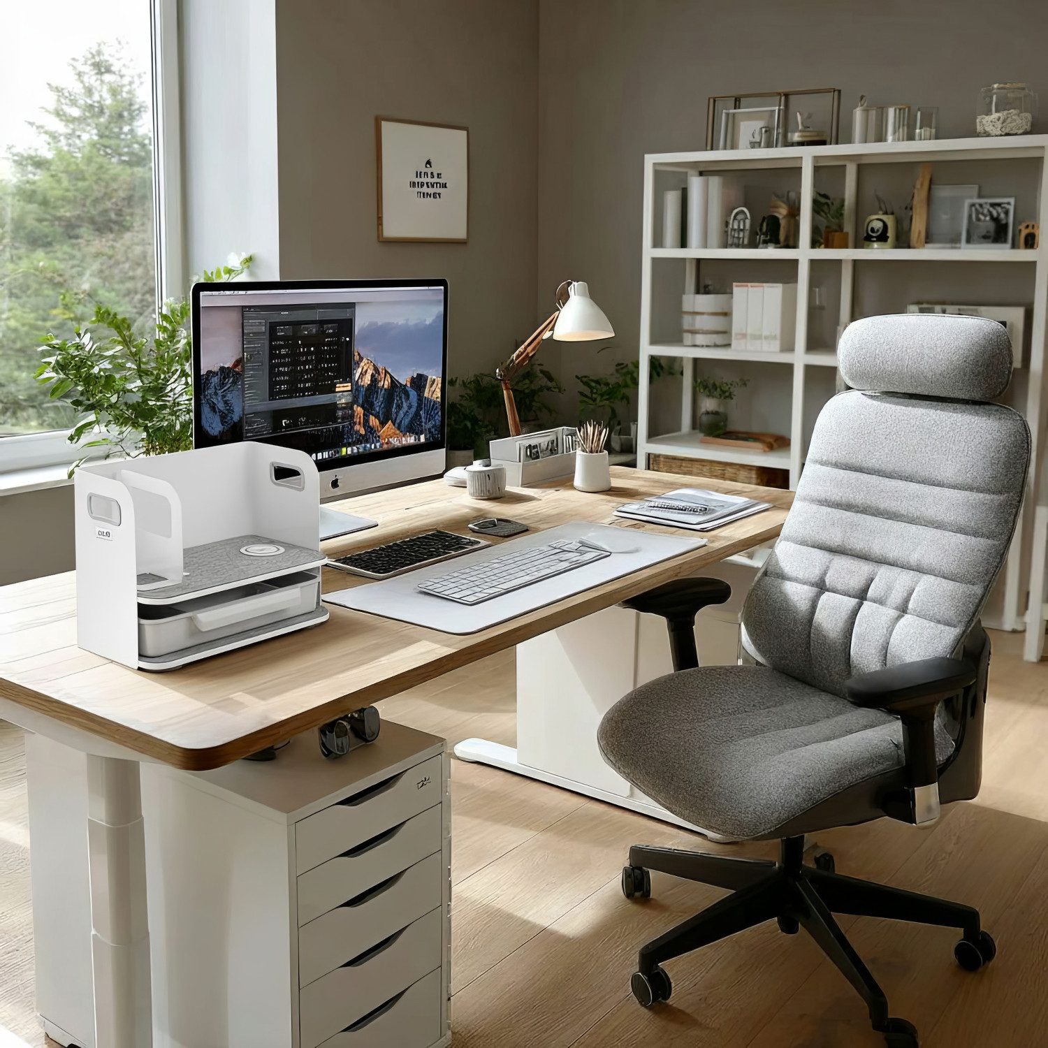 Ergo Office Organizer ER-441, mit Qi-Ladestation, Fächer-Schublade und Buchstütze