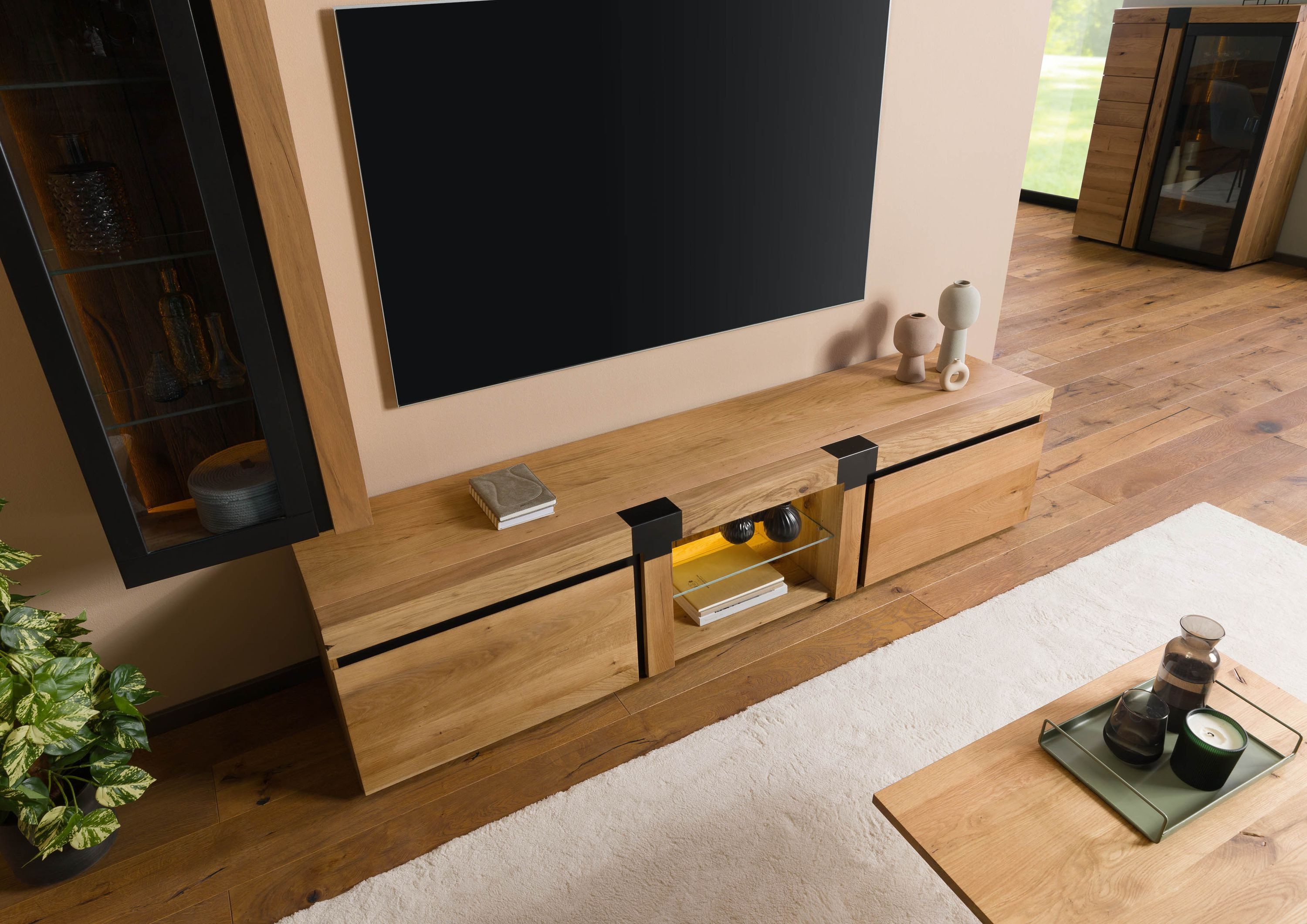 Massivmoebel24 TV-Board ROTTERDAM (Massivholz), Wildeiche 220x48x50 natur geölt ROTTERDAM #122