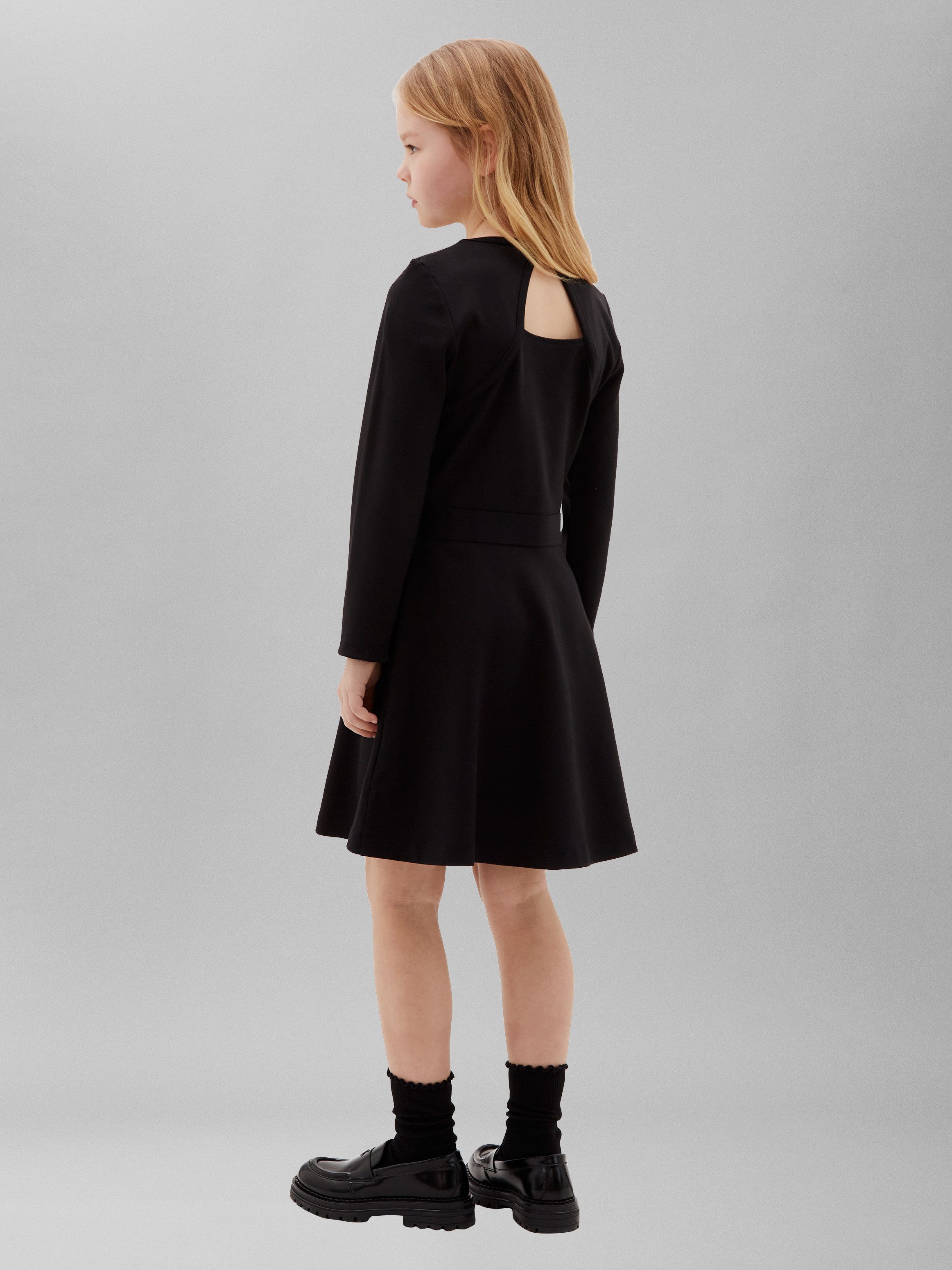 Calvin Klein Jeans Skaterkleid Rundhalsausschnitt, Viskosemischung, Logoschriftzug in der Taille