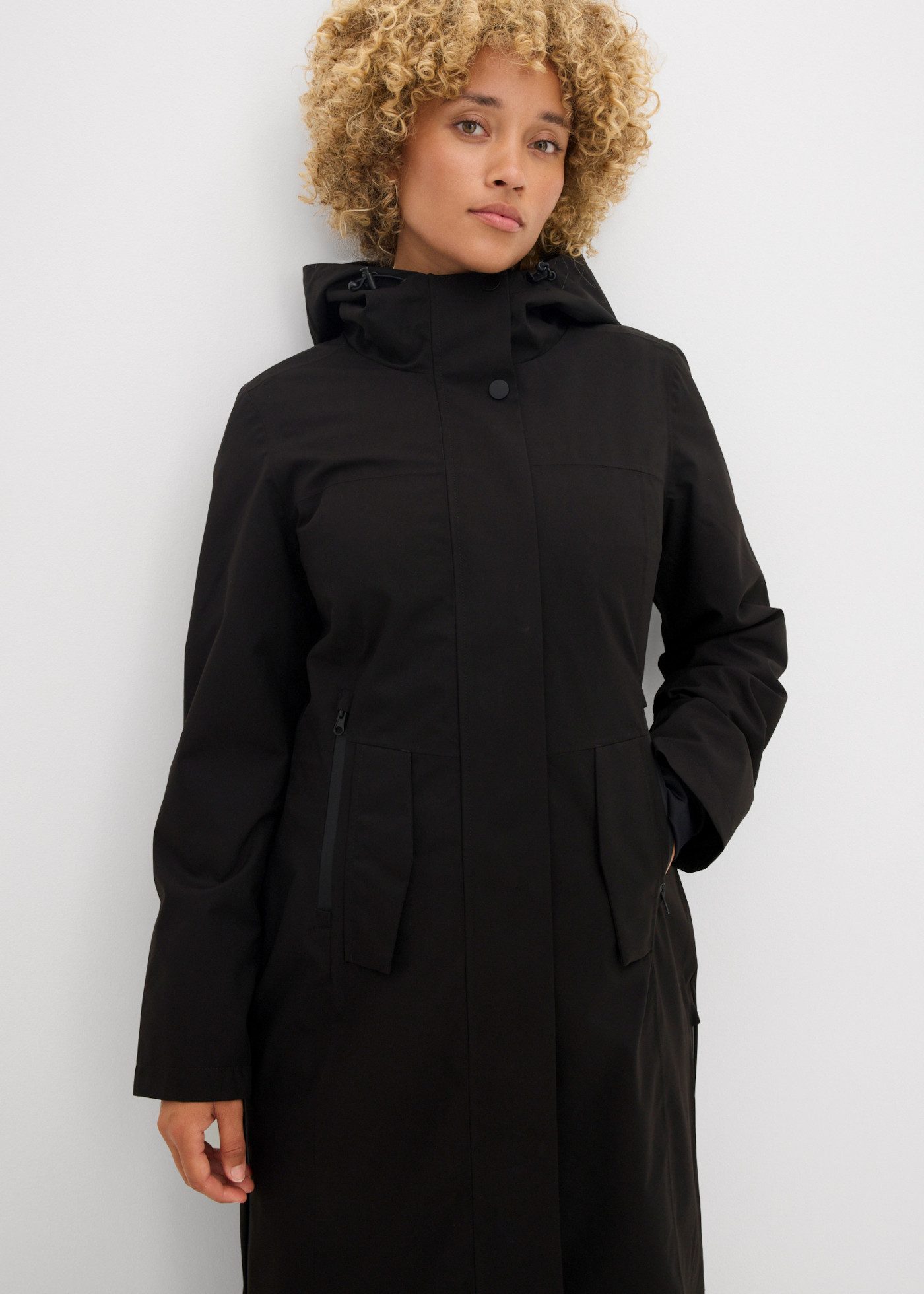 bonprix Regenmantel wasserdichter Kurzmantel, Langarm-Ausführung, aus Polyester, Loose Fit