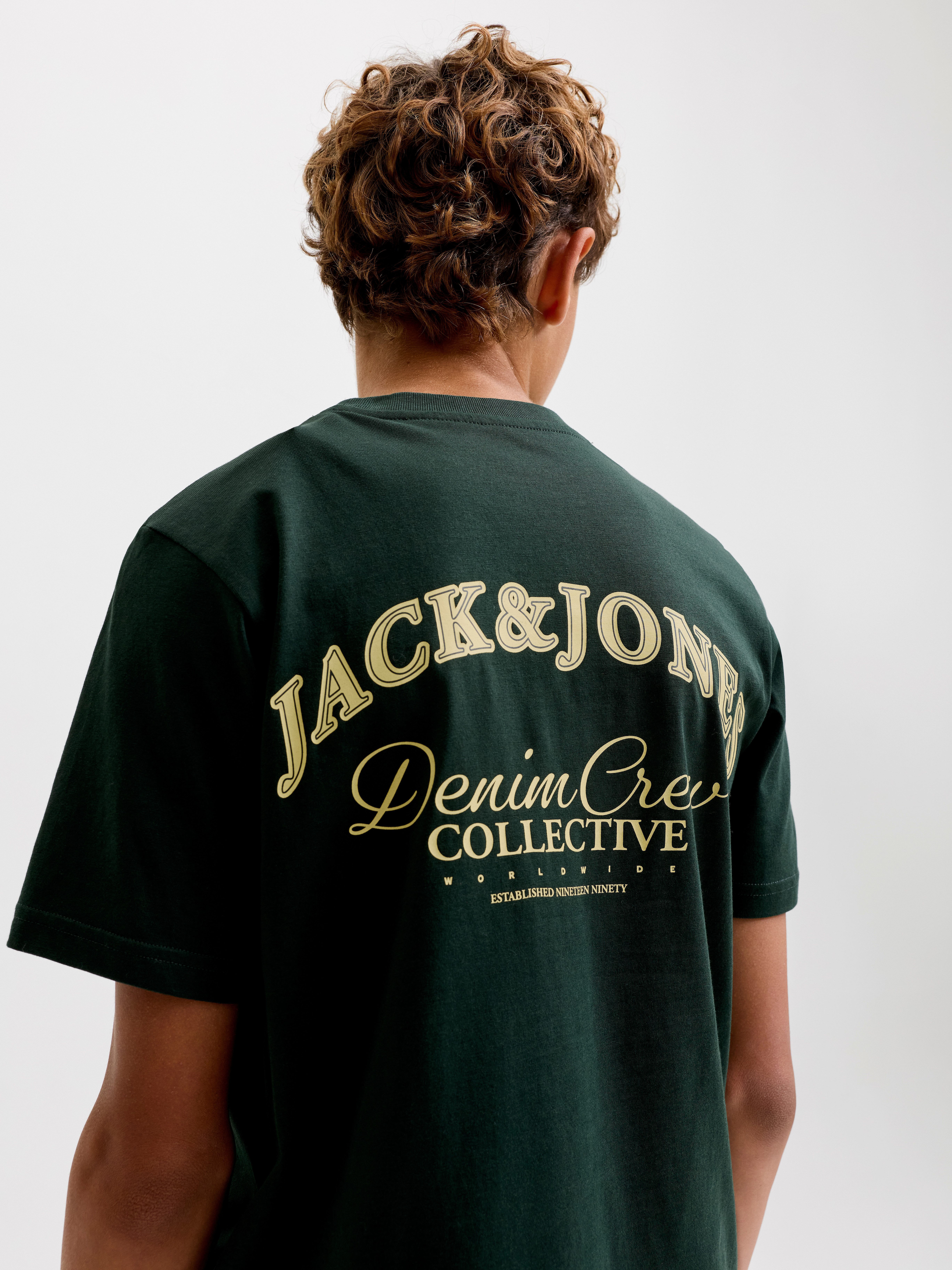 Jack & Jones Junior Rundhalsshirt JJEBRANDES BACKP RELAXED TEE SS SN JNR Baumwolle, relaxed fit – Bild 2 von 5
