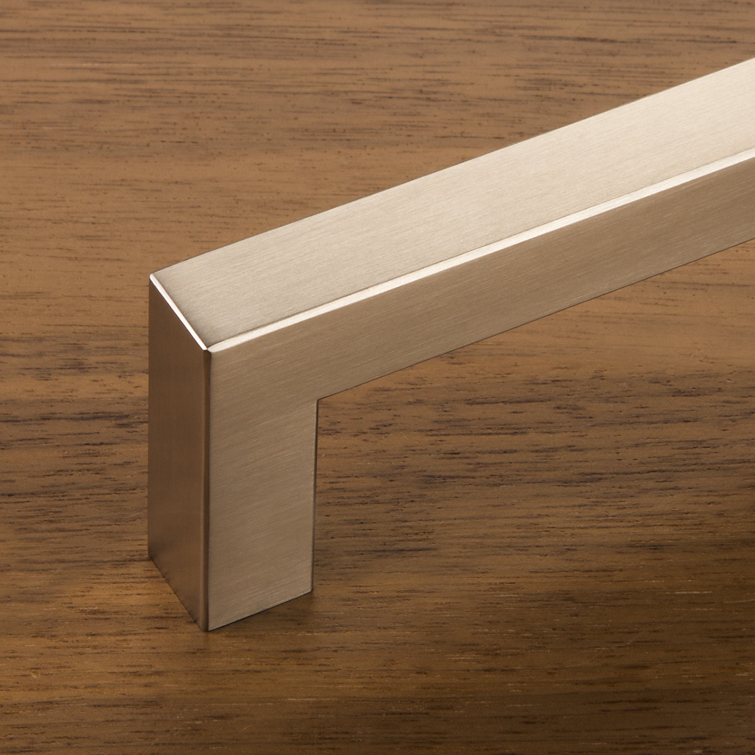 SO-TECH® Möbelgriff Stangengriff E3 echt Edelstahl 15 x 15 mm BA 128 - 800 mm, Lochabstand 96 mm - inkl. Schrauben