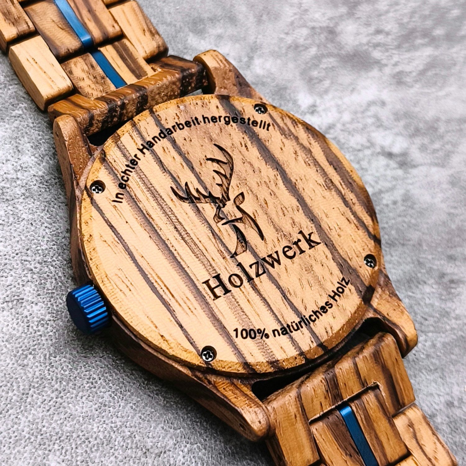 Holzwerk Quarzuhr KIEL Designer Holz Armbanduhr mit Datumsanzeige in Walnuss braun, blau KIEL