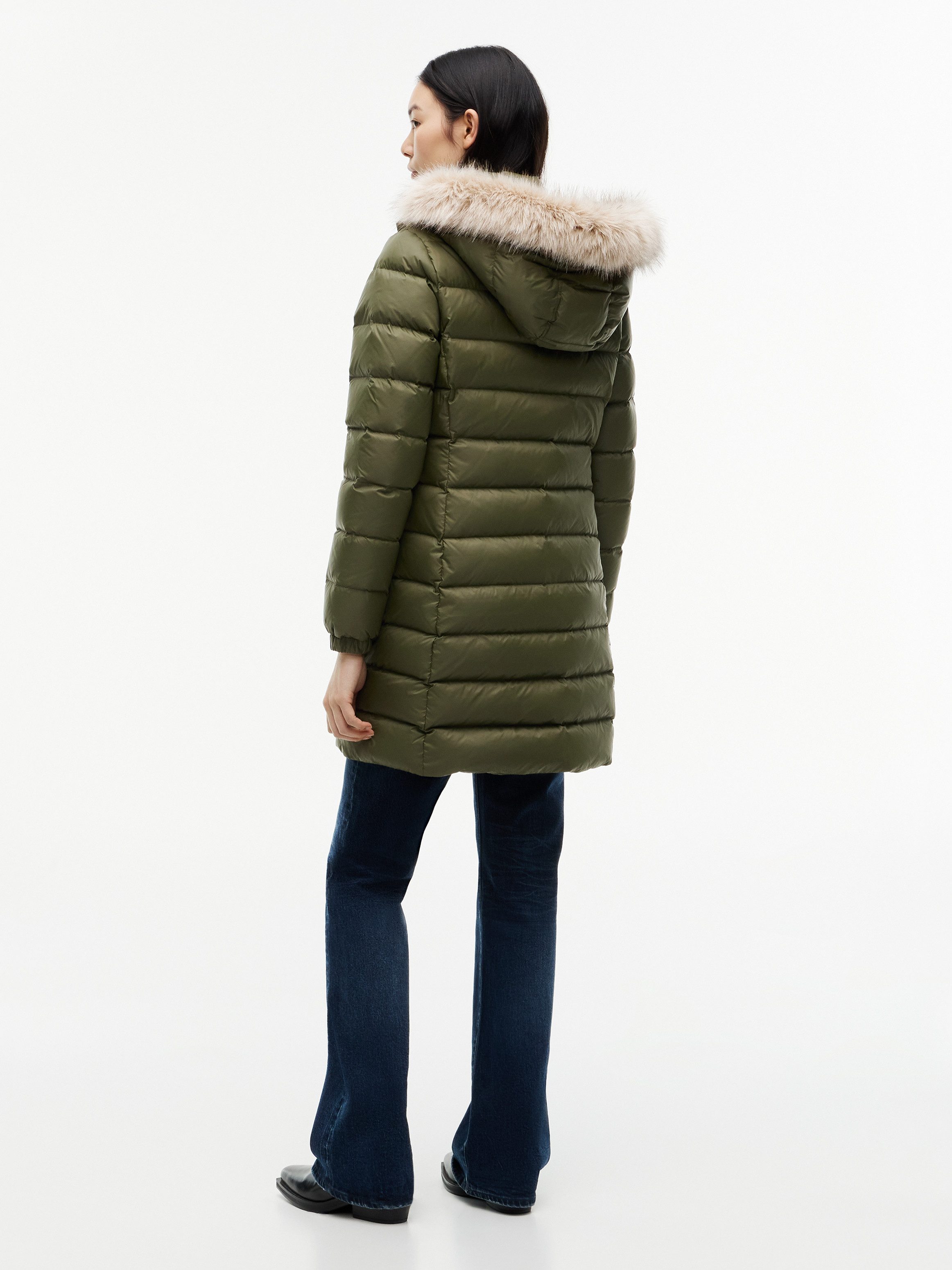 Tommy Jeans Steppmantel TJW ESSENTIAL HOODED DOWN COAT Kunstfaser – Bild 5 von 5