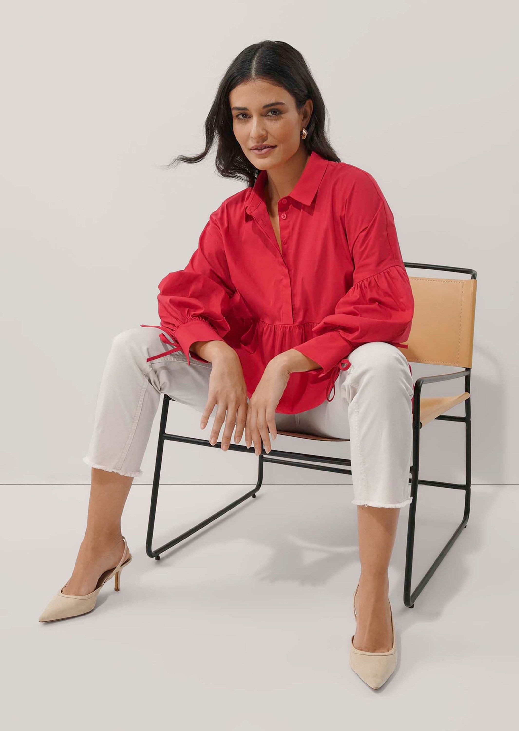 Alba Moda Hemdbluse Oversized Bluse mit Plisseedetails Uni-Design, Hemdkragen, verdeckte Knopfleiste