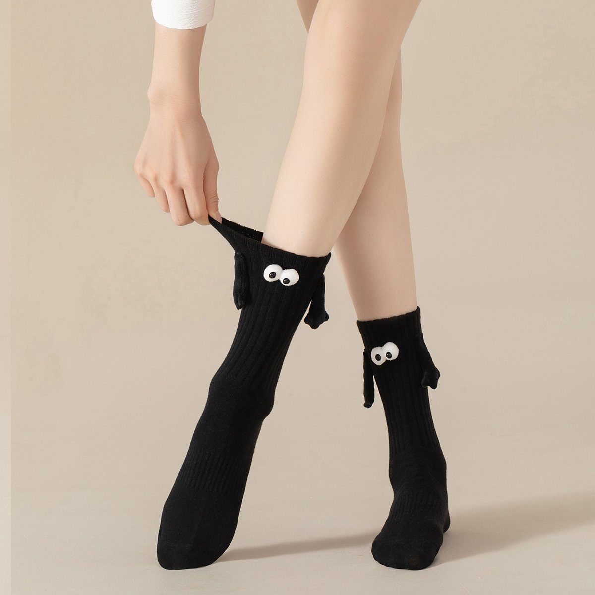 SOTOR Freizeitsocken Niedliche (2-Paar) zwei und weiß weich Hochgradig Socken Paar schwarz Socken atmungsaktiv elastisch, insgesamt Mid-Calf