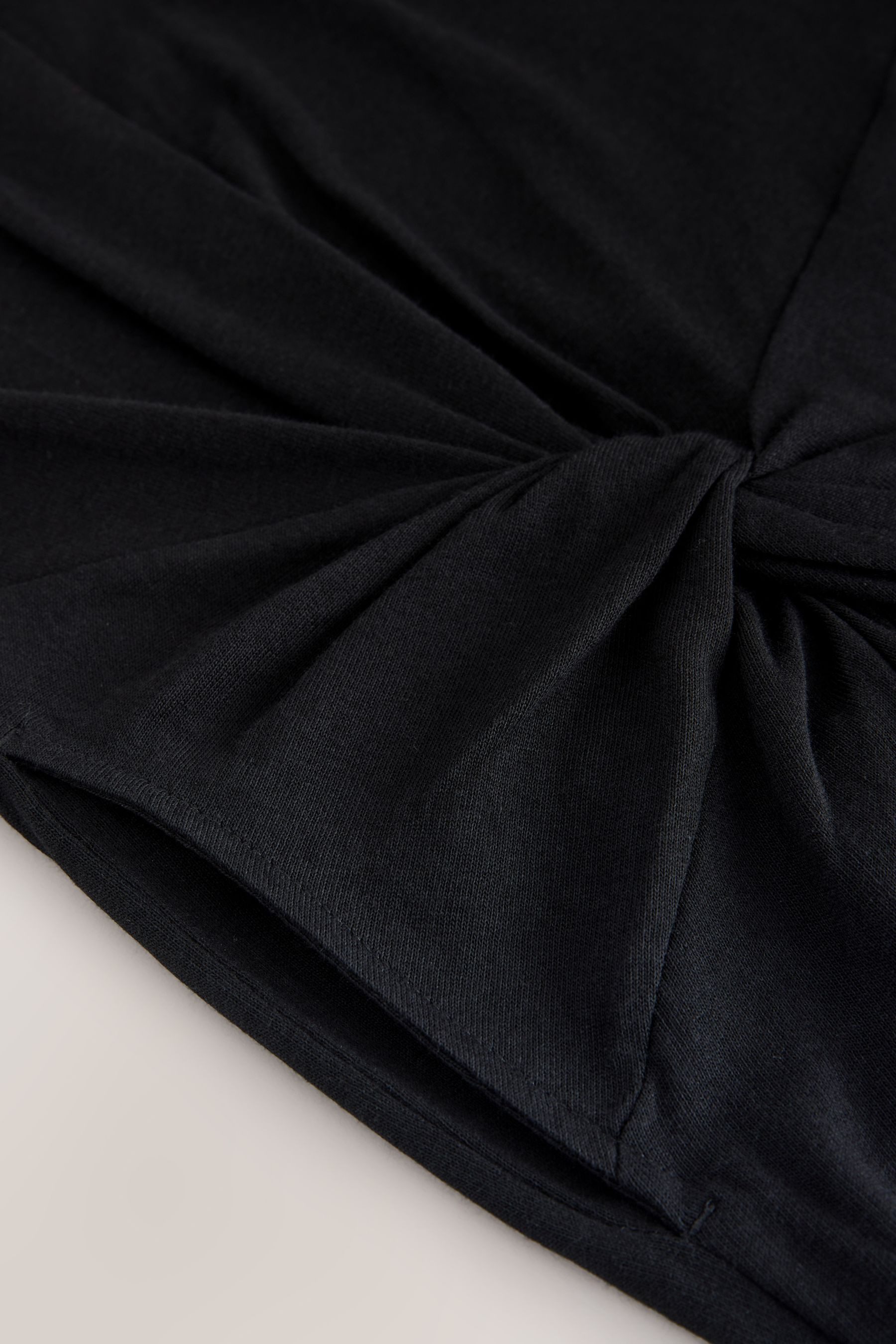 Next Shirtkleid Sommerliches T-Shirtkleid mit Drehung, Kurzgröße (1-tlg)