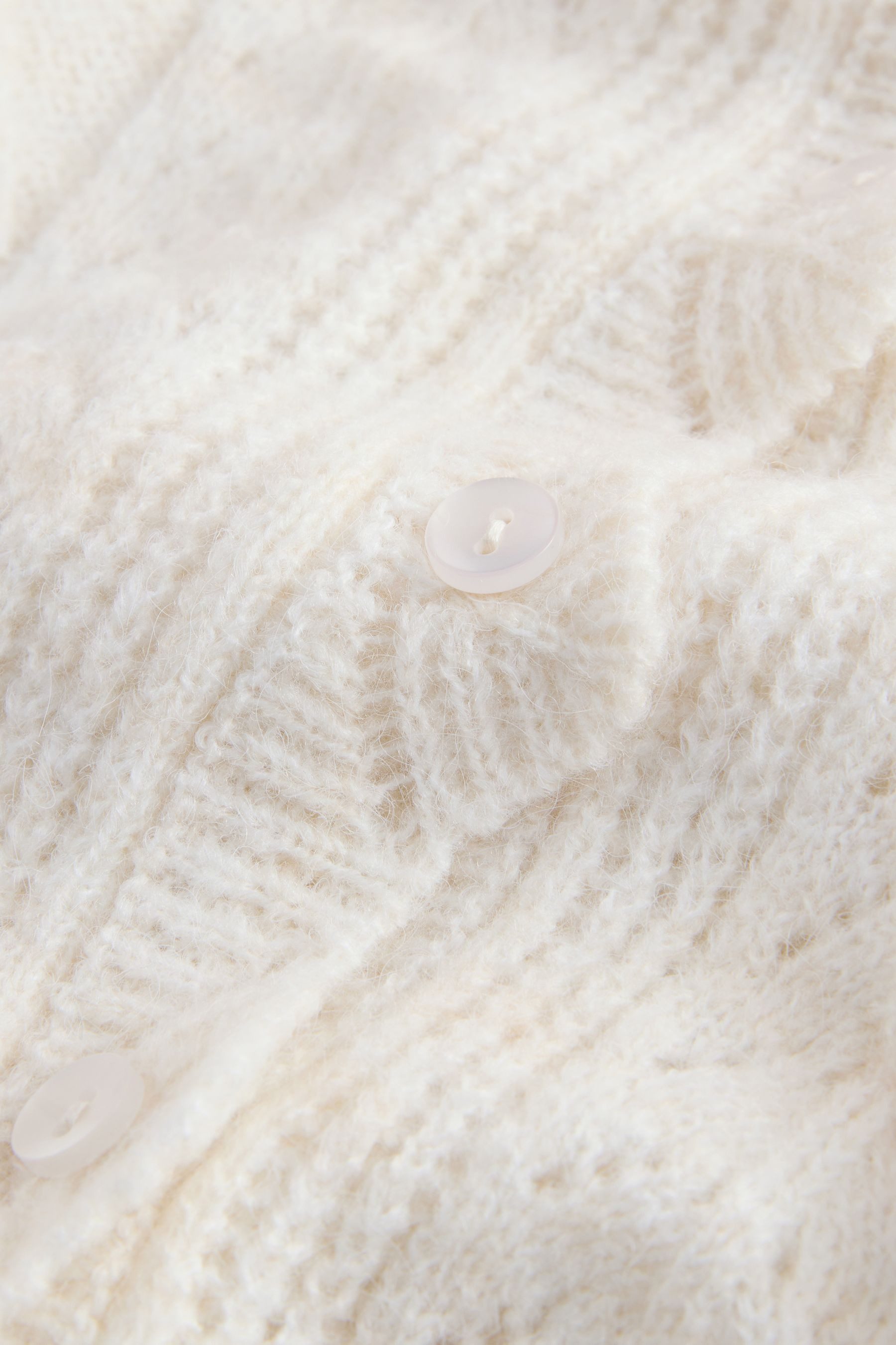 LAURA ASHLEY Strickjacke Laura Ashley Strickjacke mit Pointelle (1-tlg)