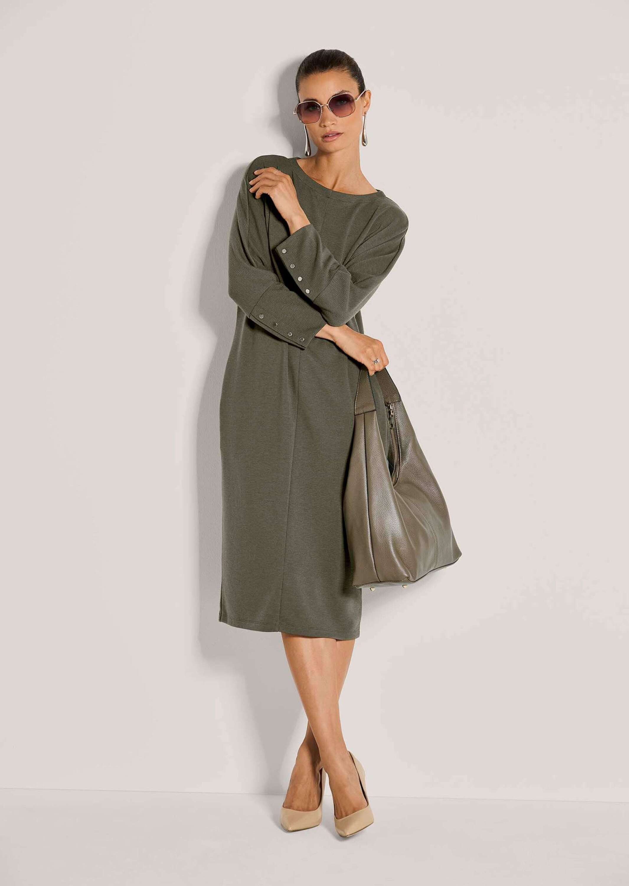 MADELEINE Jerseykleid Elegantes Kleid mit Fledermausärmeln Jerseykleid mit Rundhals und langen Ärmeln