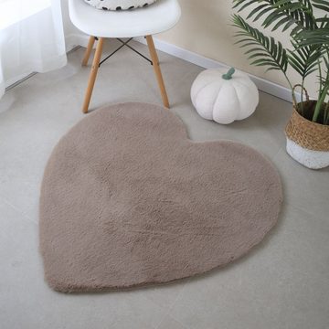 Fellteppich Herz Form, Carpetsale24, Rund, Höhe: 25 mm, Teppich Plüsch Einfarbig Herzform Kunstfell Kinderzimmer