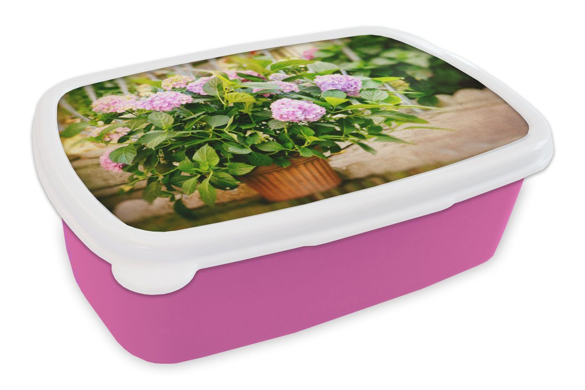 MuchoWow Lunchbox Hortensienstrauß, Kunststoff, (2-tlg), Brotbox für Erwachsene, Brotdose Kinder, Snackbox, Mädchen, Kunststoff rosa