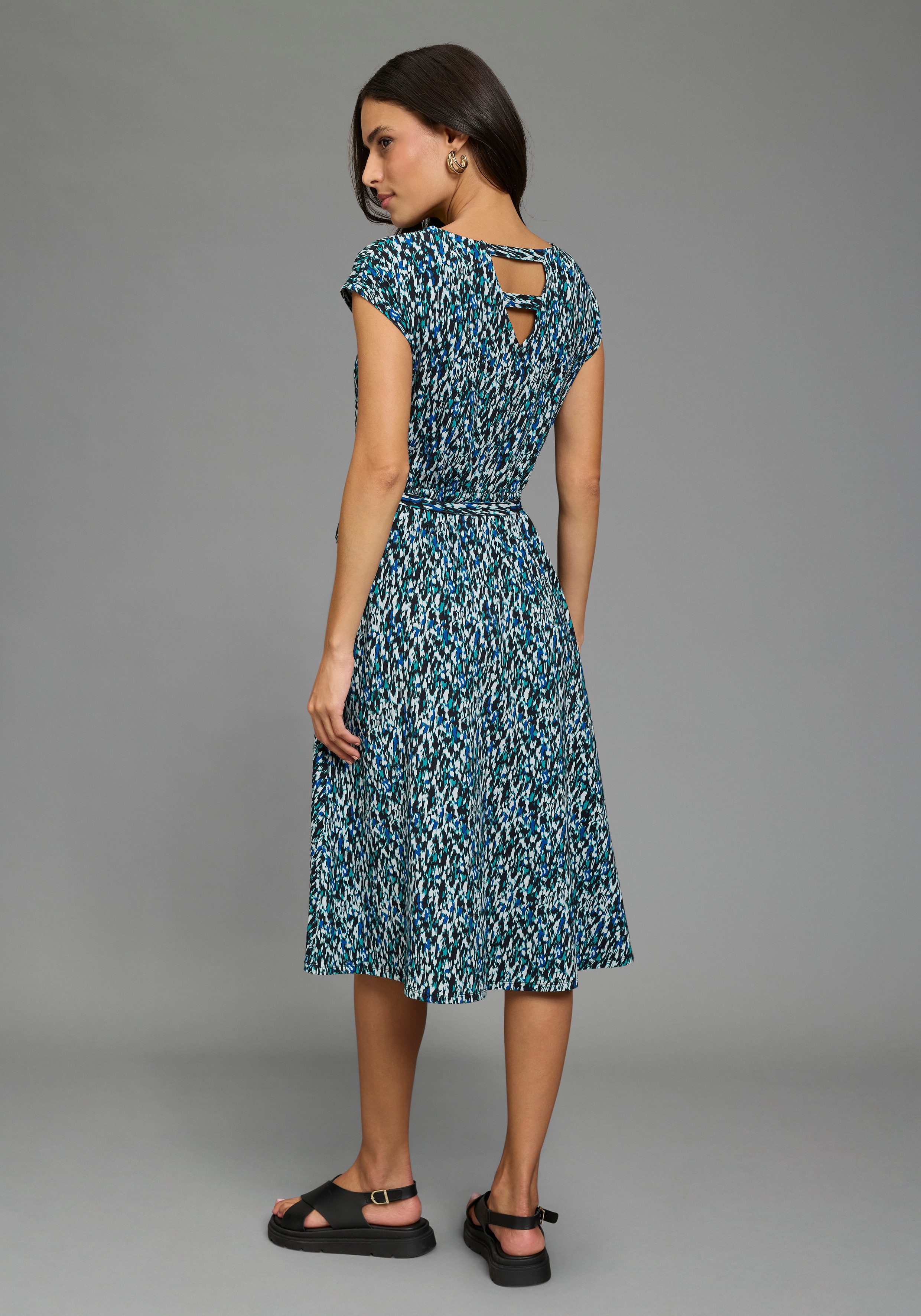 Laura Scott Sommerkleid knieumspielende Länge, aus Jersey-Material, gemuste günstig online kaufen