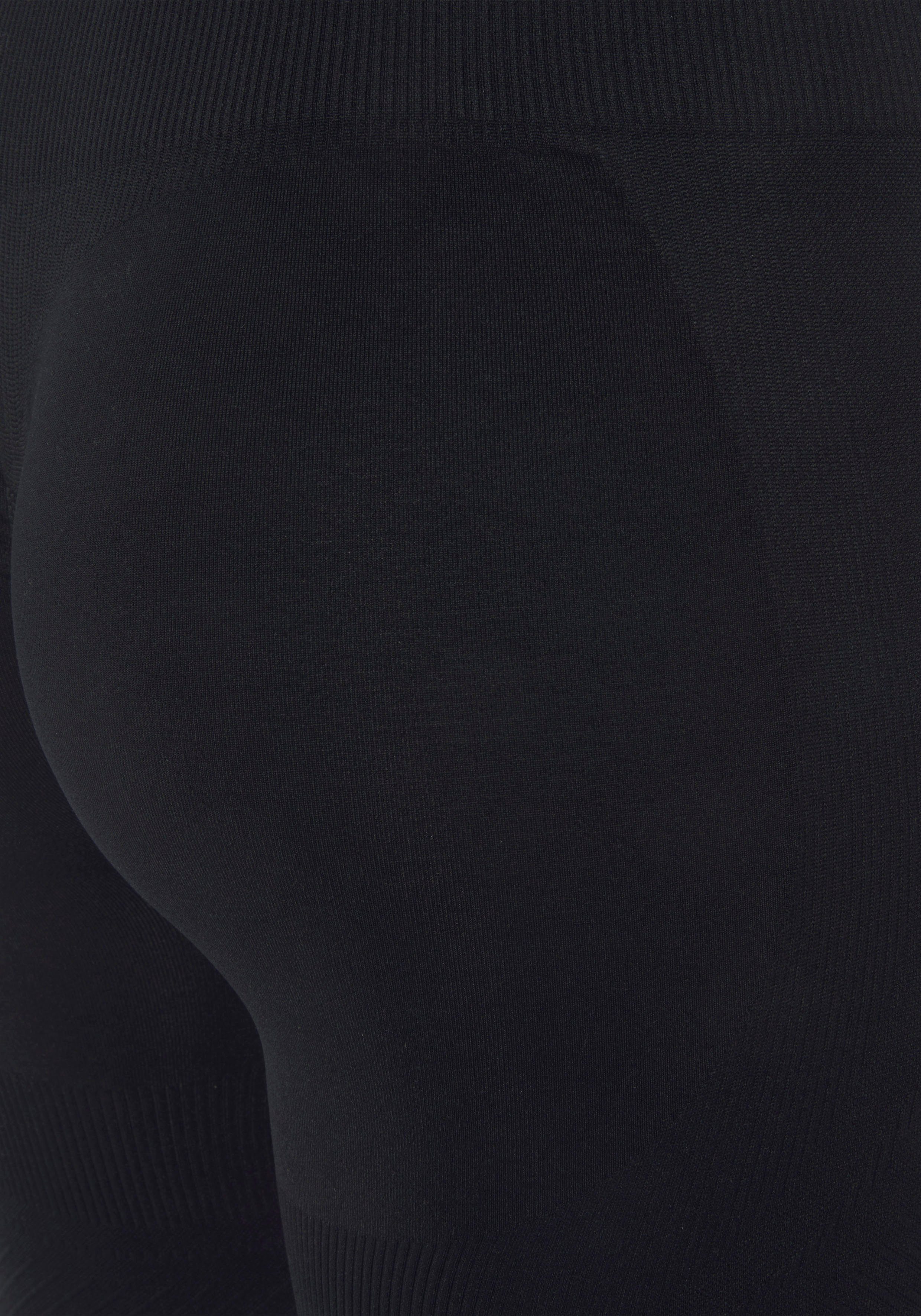 LASCANA Funktionsshorts Po Push Up mit Rippstruktur und Shapingeffekt, Sportshorts