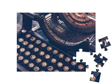 puzzleYOU Puzzle Detailstudie: Antike Schreibmaschine, 48 Puzzleteile, puzzleYOU-Kollektionen Historische Bilder