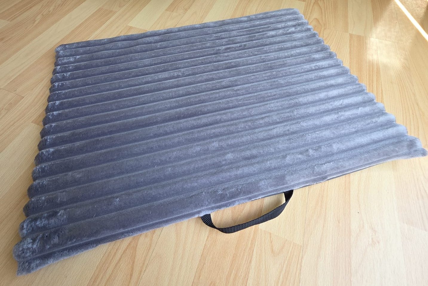 Hundebettenmanufaktur Hundematte Hundematte Cord Schaumstoff 3 cm waschbar