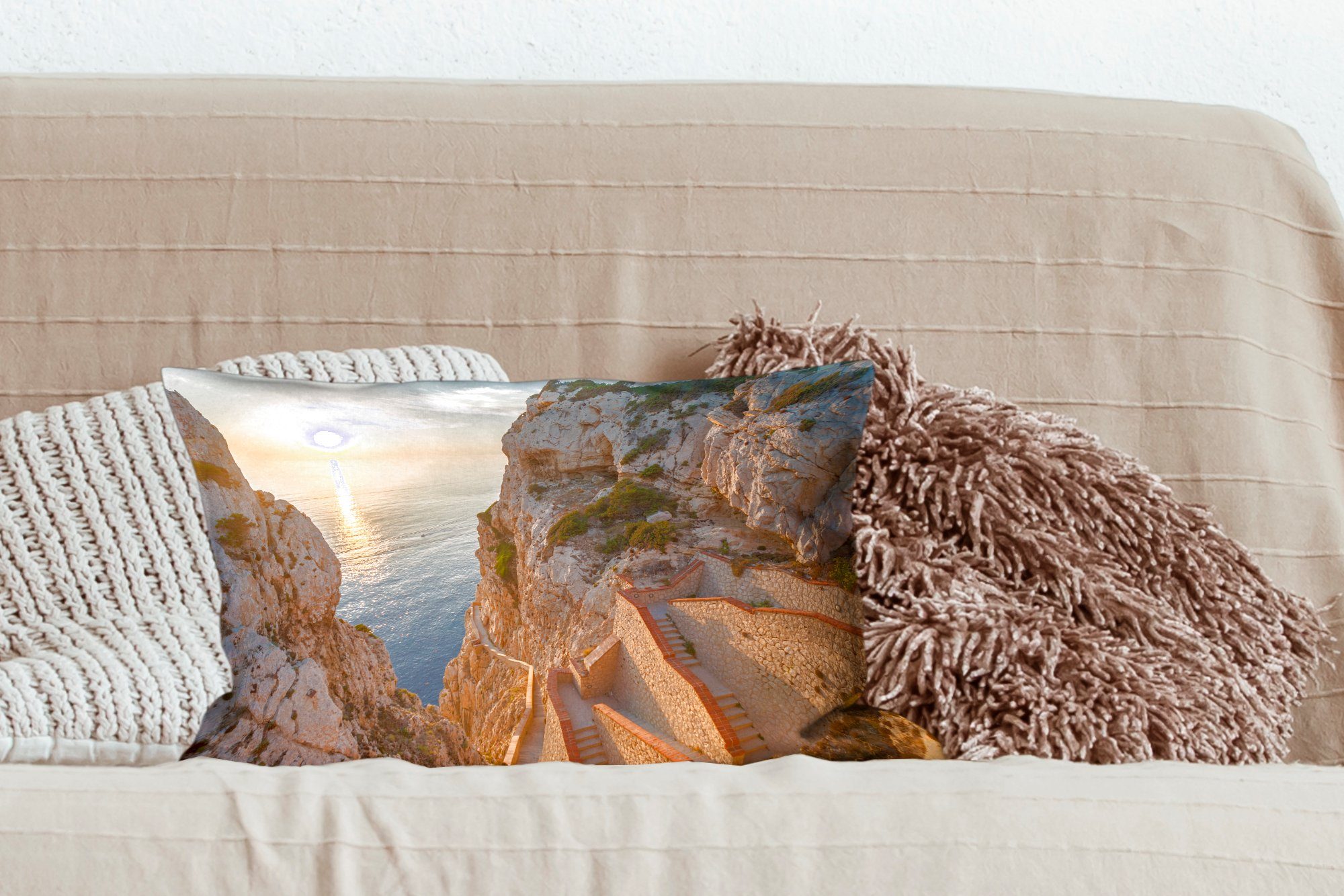 Zierkissen, MuchoWow Sonnenuntergang Füllung, mit Wohzimmer Dekoration, Schlafzimmer Dekokissen Sardinien, Dekokissen der Der Grotte Neptuno von