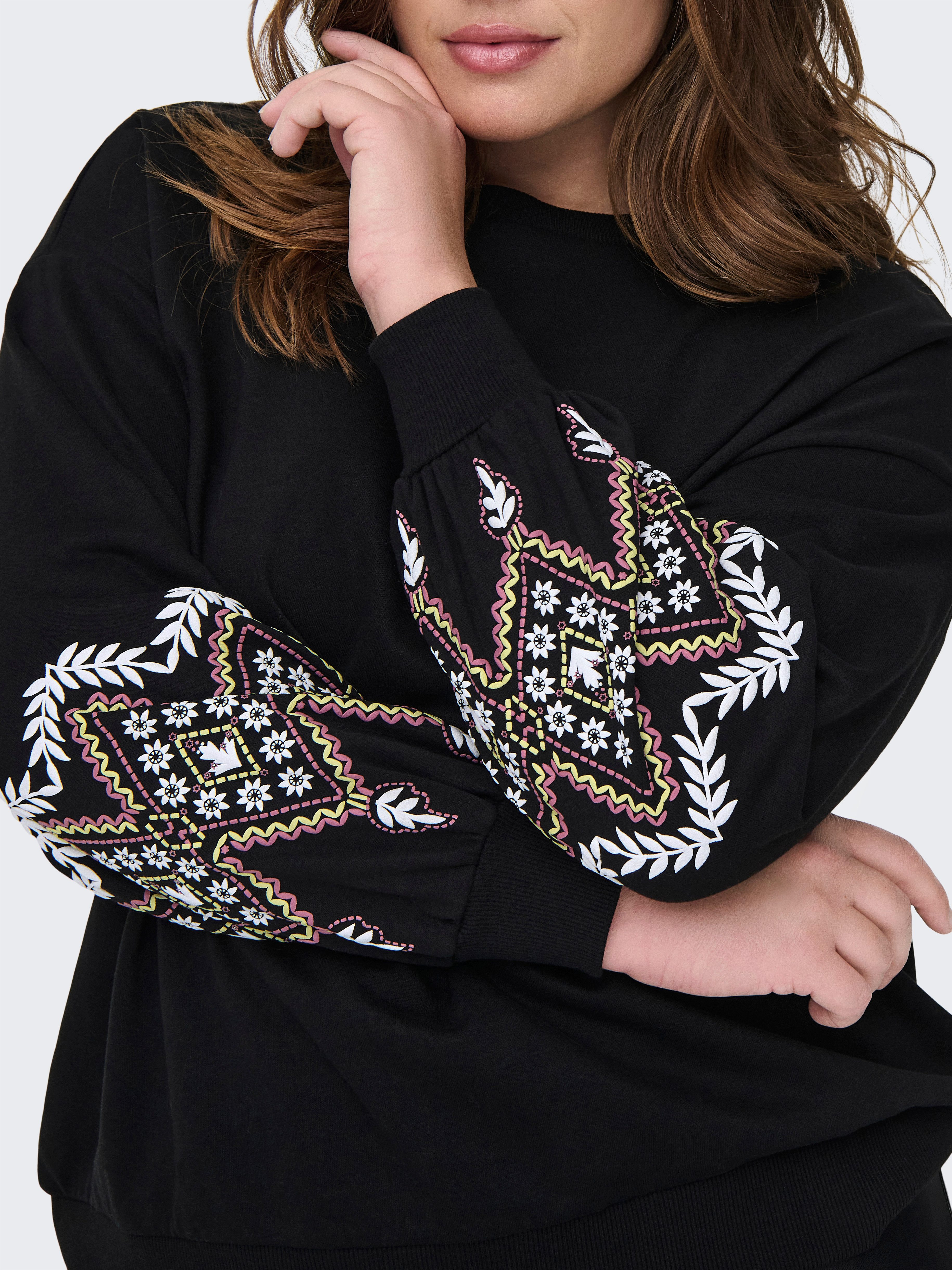 ONLY CARMAKOMA Sweatshirt CARBROOKE L/S O-NECK PRINT SWT JRS NOOS Baumwollmischung, regular fit