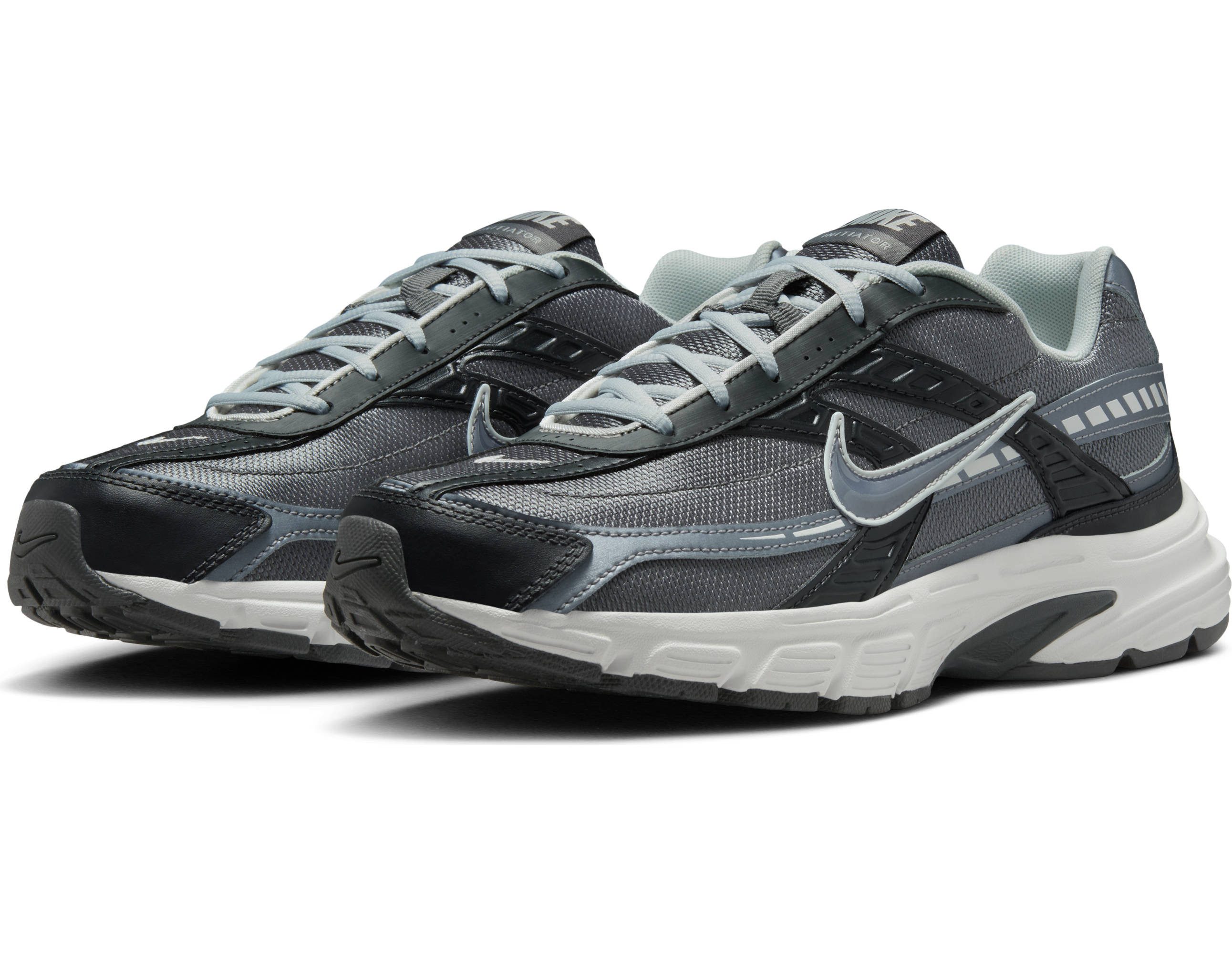 Nike Sportswear INITIATOR Sneaker inspiriert vom Design des Nike P-6000
