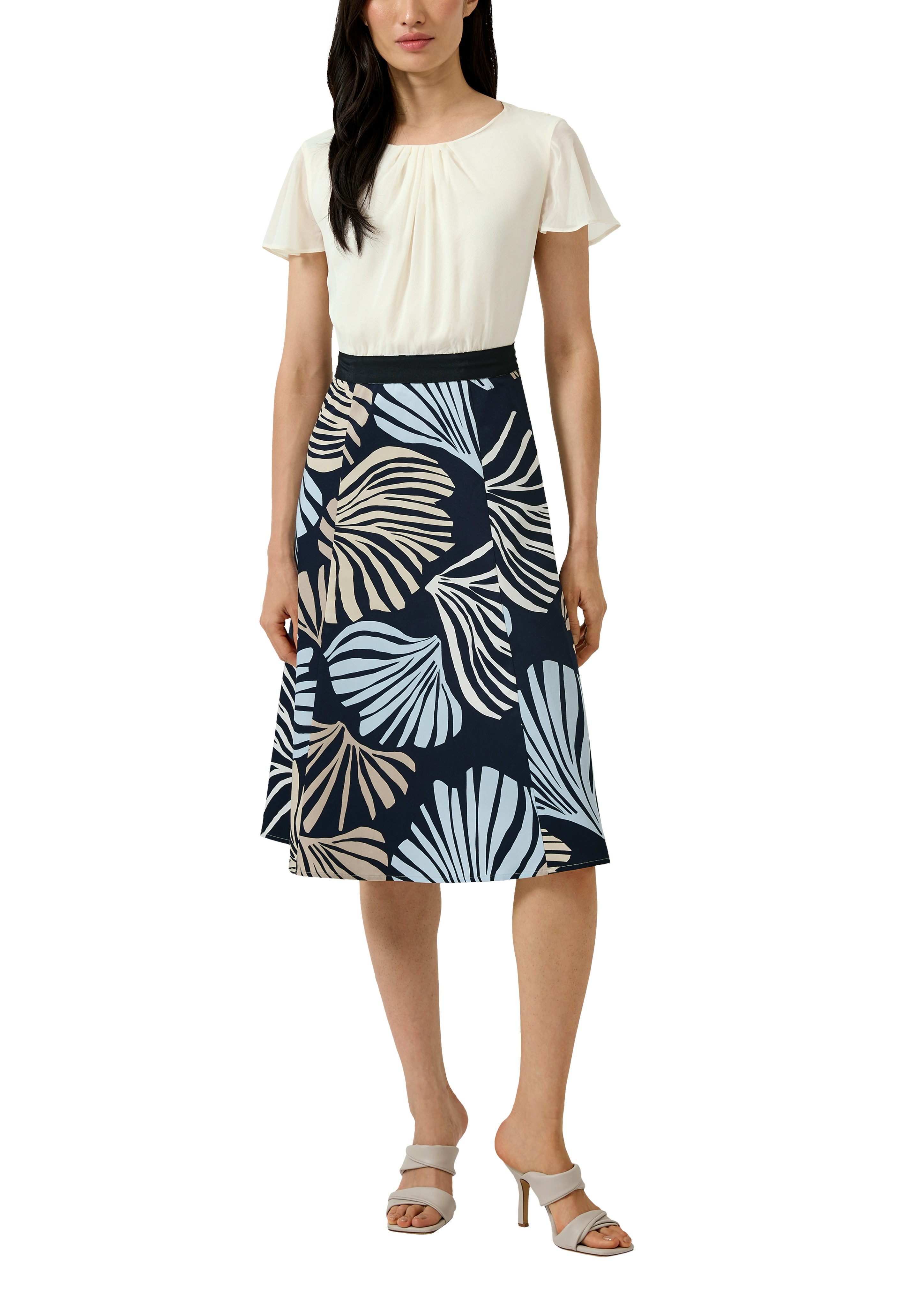 s.Oliver BLACK LABEL Midikleid im Fabricmix und mit floralem Muster