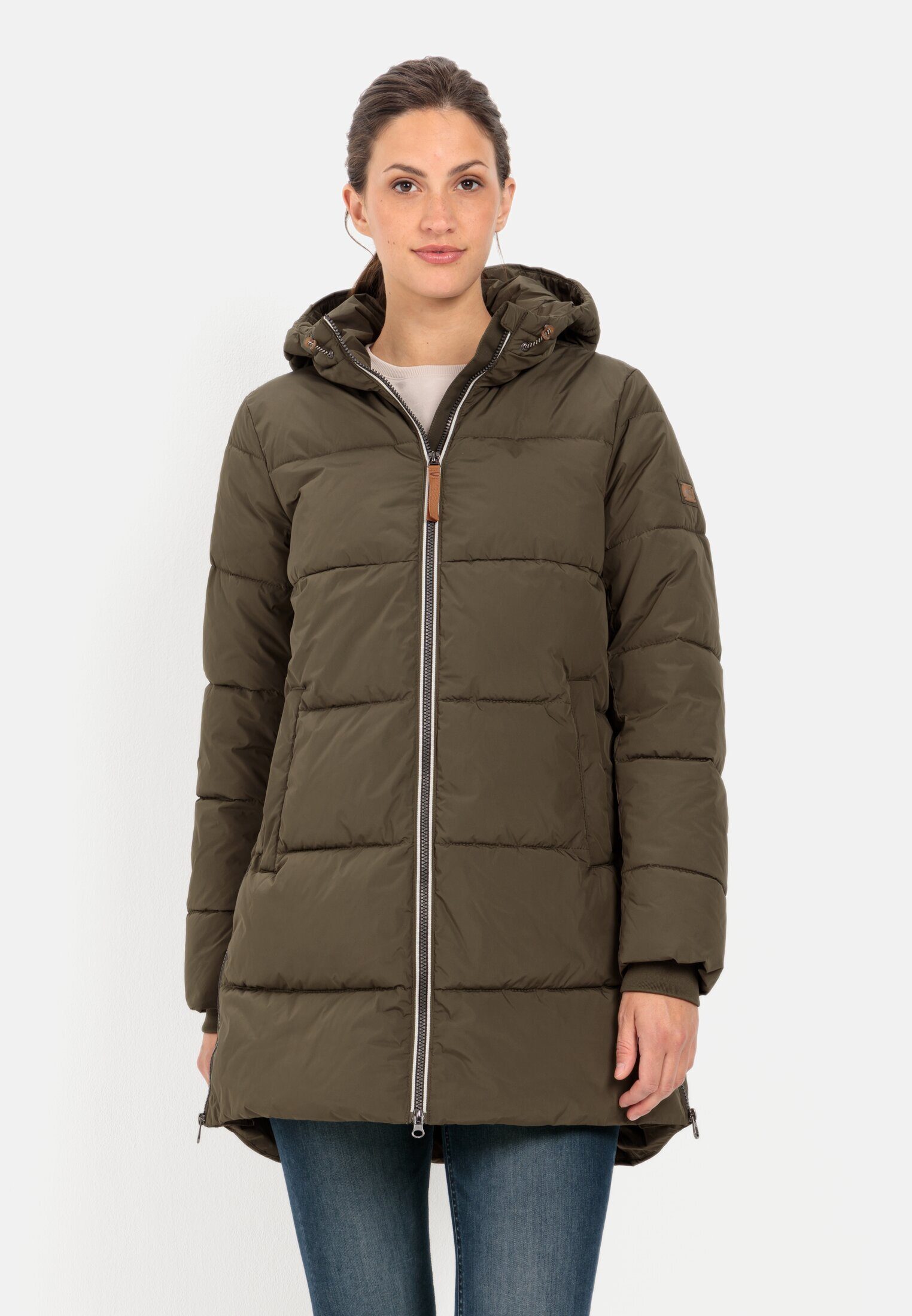 camel active Steppjacke recyceltem aus Polyester Steppmantel Dunkelkhaki