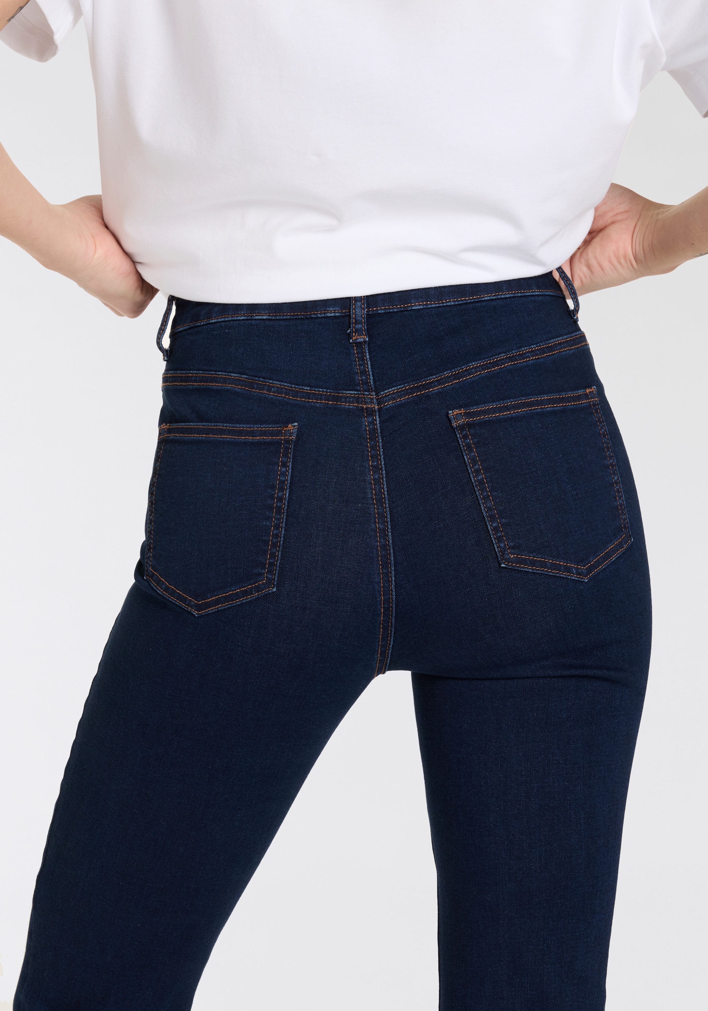 Arizona Gerade Jeans Ultra-Stretch Used-Look-Waschung