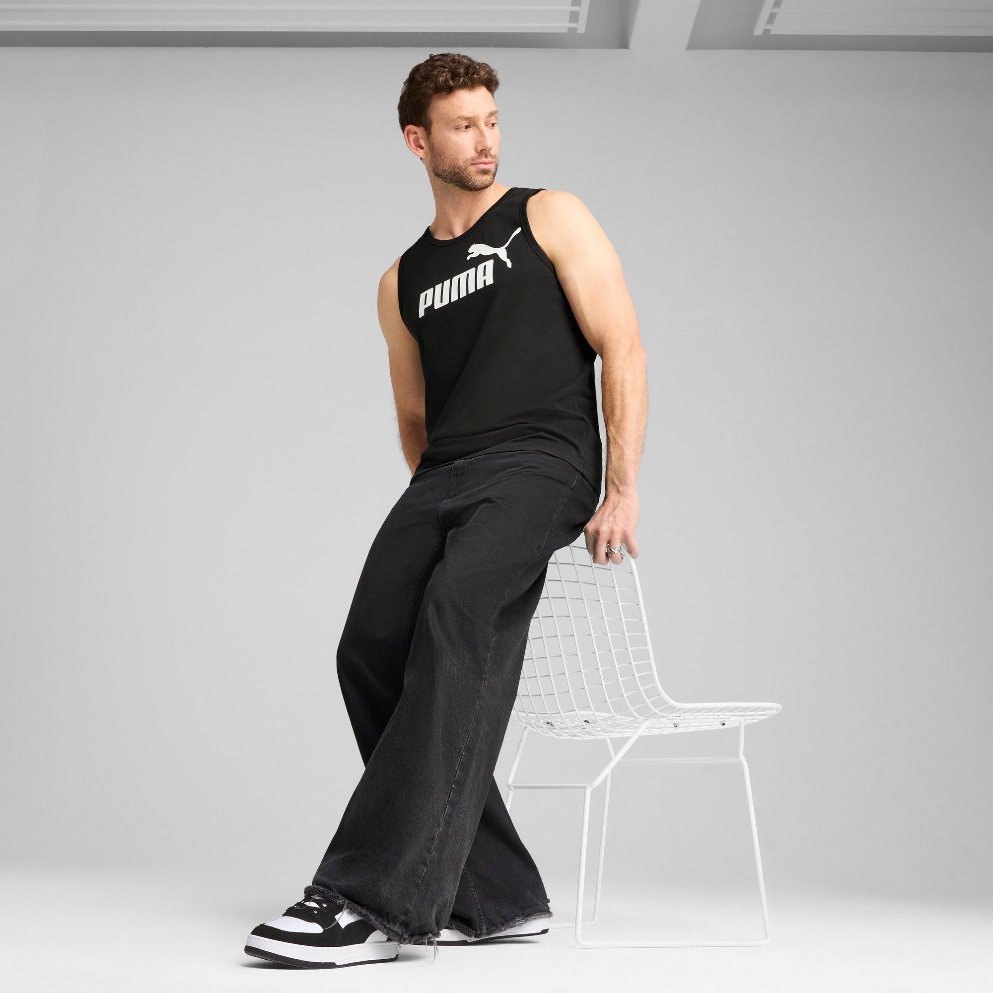 PUMA Tanktop ESS NO 1 LOGO TANK Regular Fit, ärmellos, mit Rundhalsausschnitt, mit Gummiprint