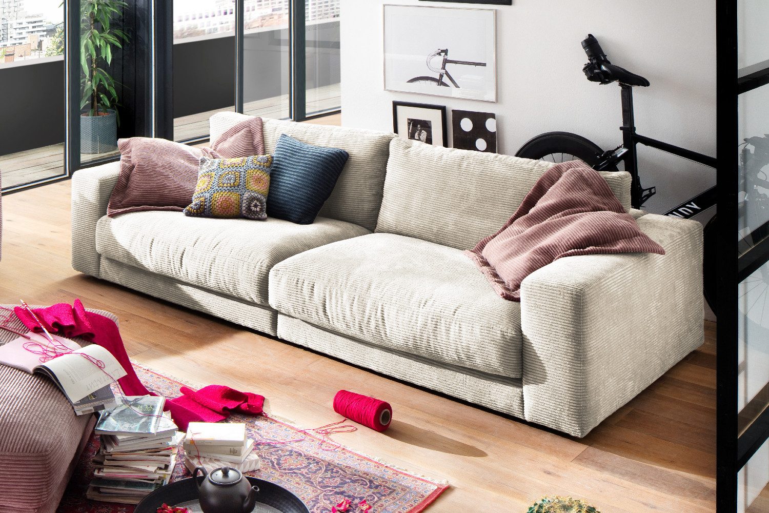 KAWOLA Sofa MADELINE, Couch 2-Sitzer oder 3-Sitzer Cord verschiedene Farben