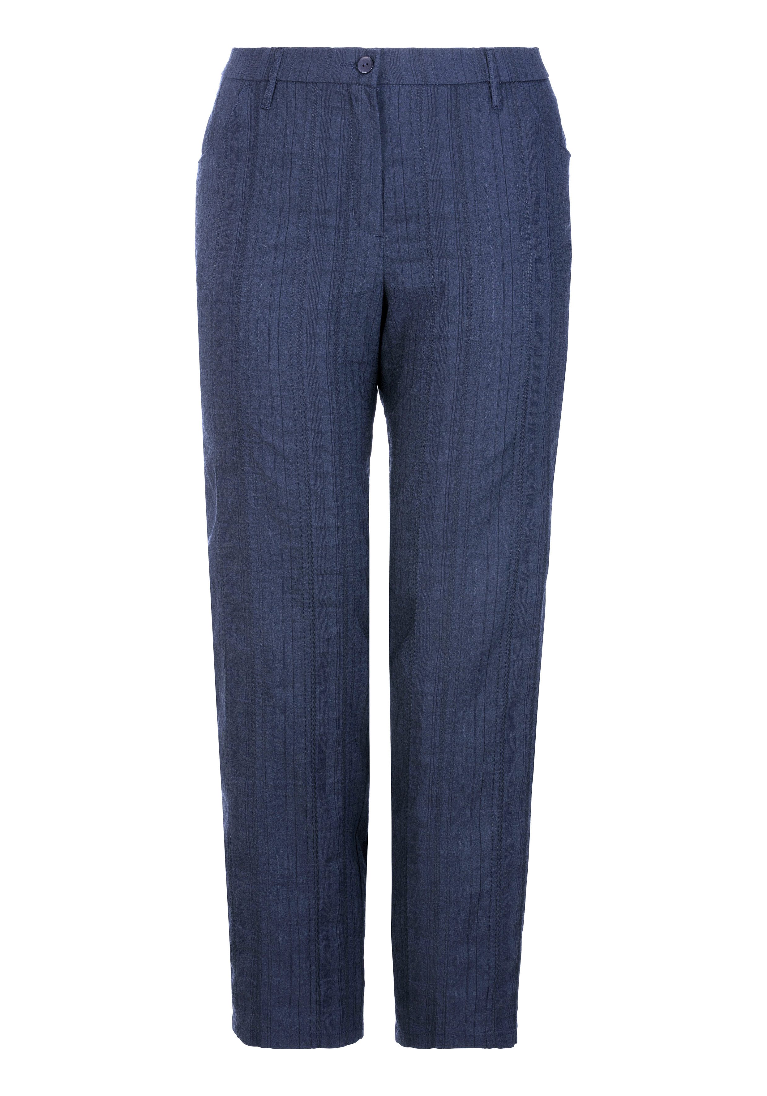 mittelblau gestreift