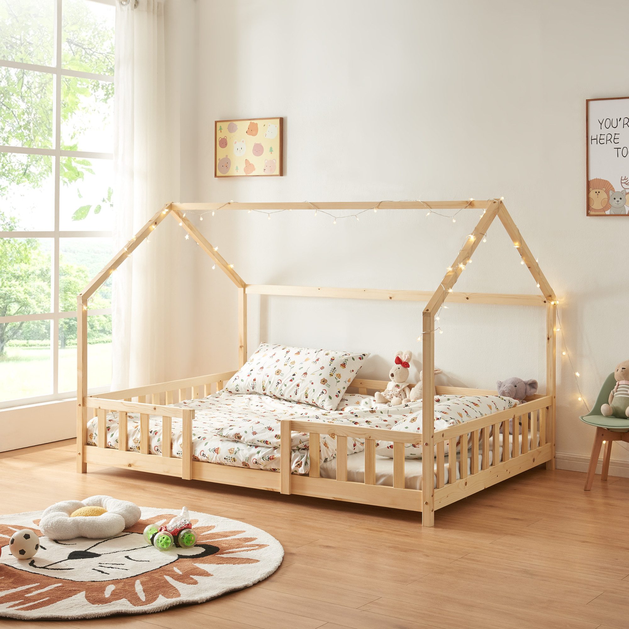 en.casa Kinderbett, »Sisimiut« Haus-Optik mit Rausfallschutz 120x200cm Holzfarben