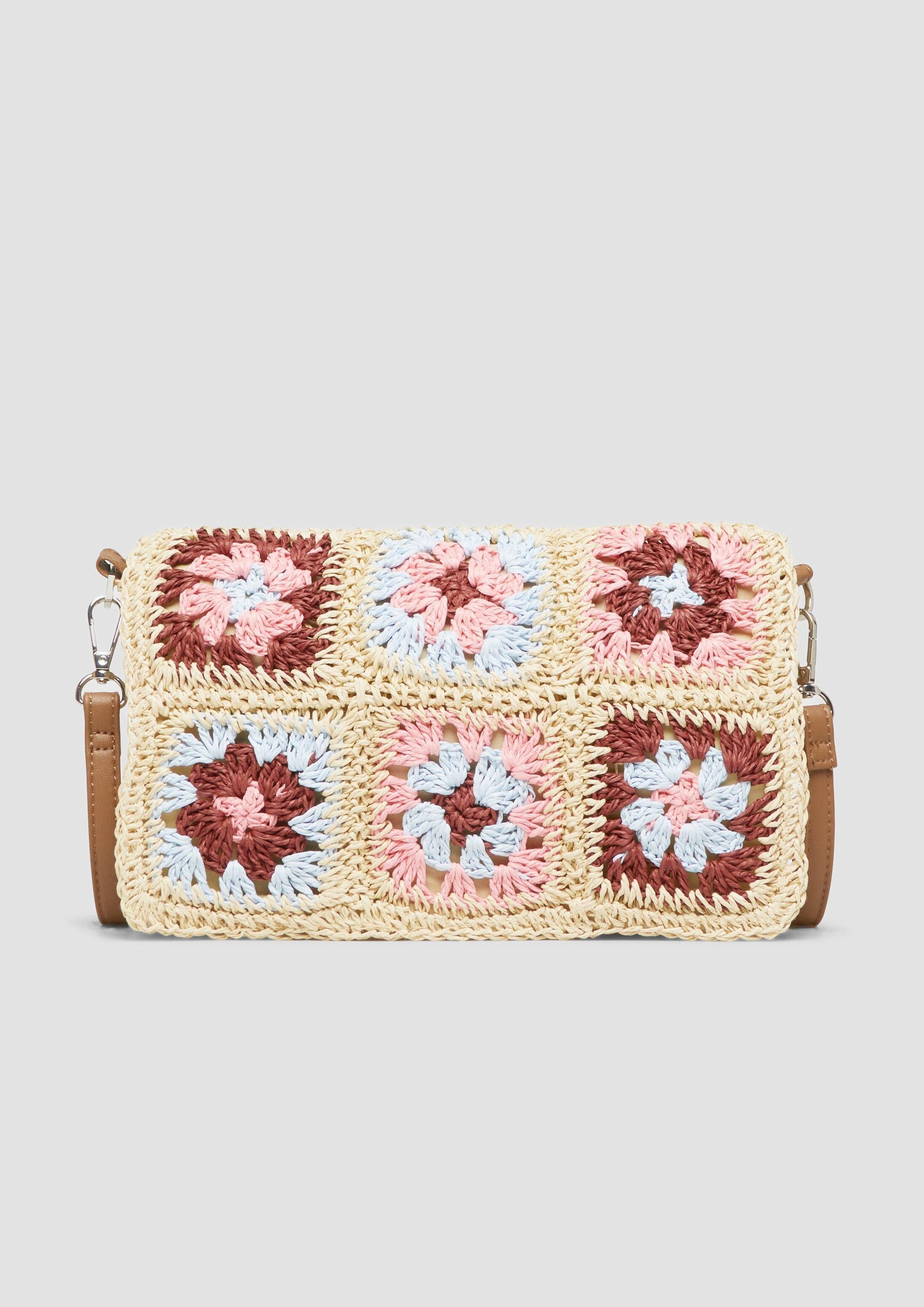 s.Oliver Umhängetasche Tasche, Florale Clutch aus Papier mit abnehmbarem Gurt